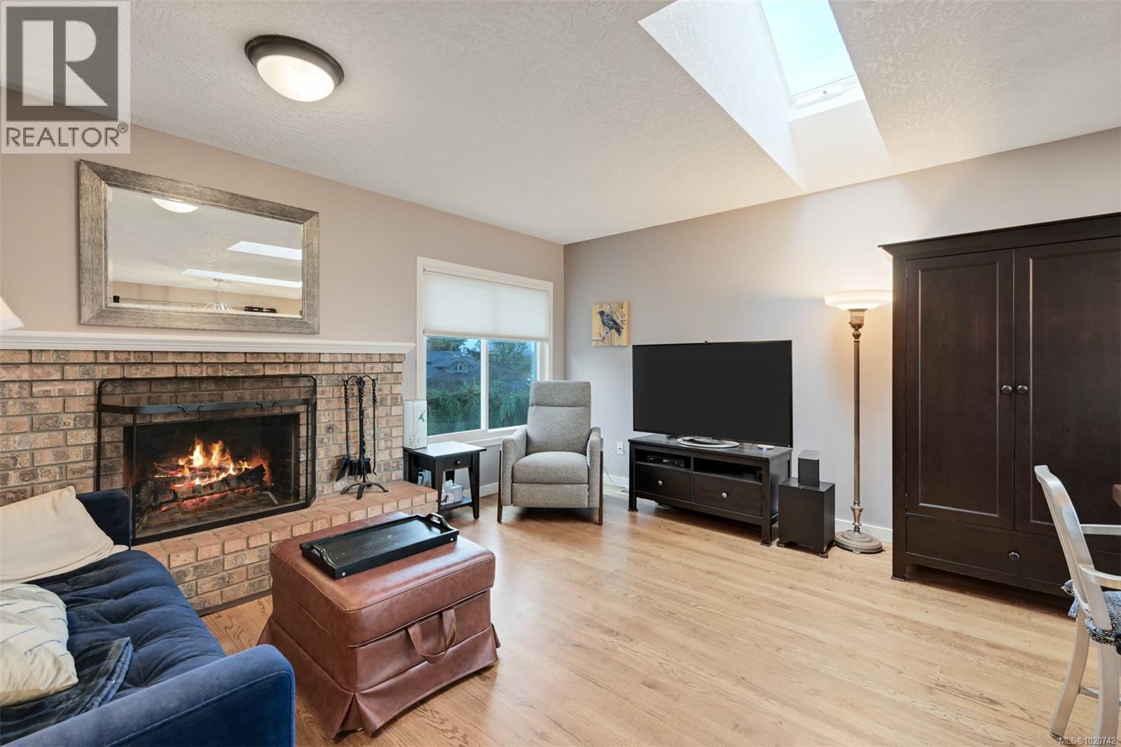 2211 Forbes St, Victoria, British Columbia  V8R 4B5 - Photo 5 - 1020742