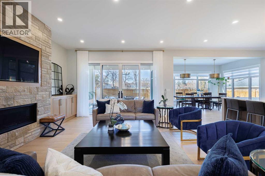 319 42 Street Sw, Calgary, Alberta  T3C 1Y4 - Photo 11 - A2267818