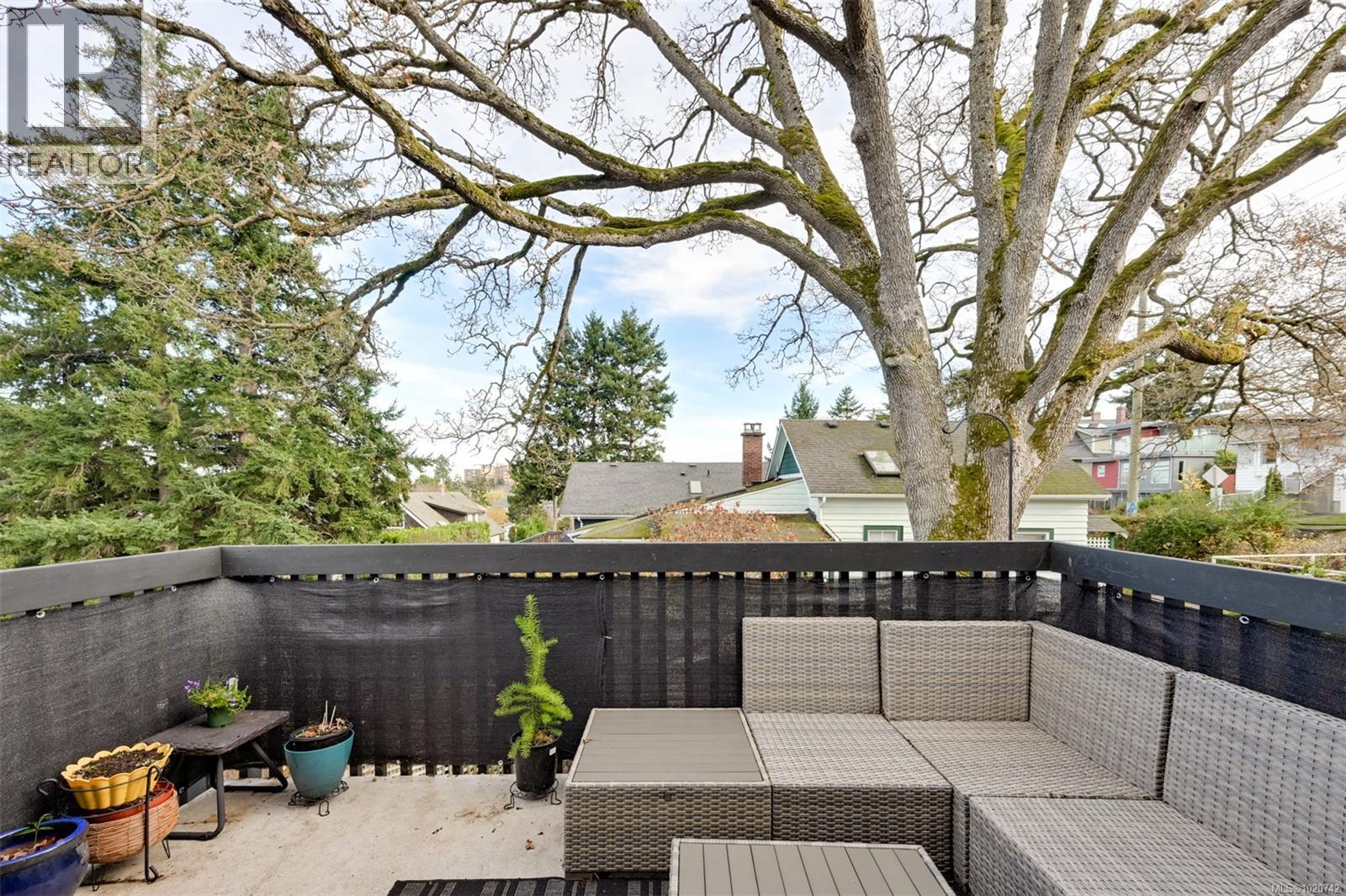 2211 Forbes St, Victoria, British Columbia  V8R 4B5 - Photo 16 - 1020742