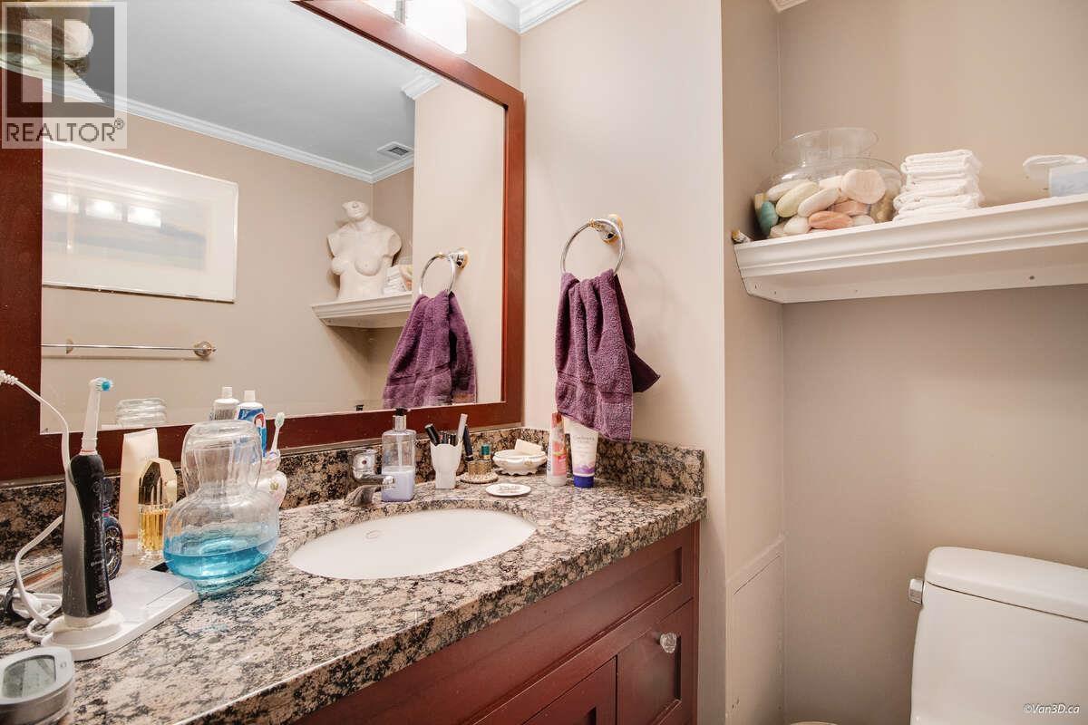 903 1745 Esquimalt Avenue, West Vancouver, British Columbia  V7V 1R7 - Photo 21 - R3030203