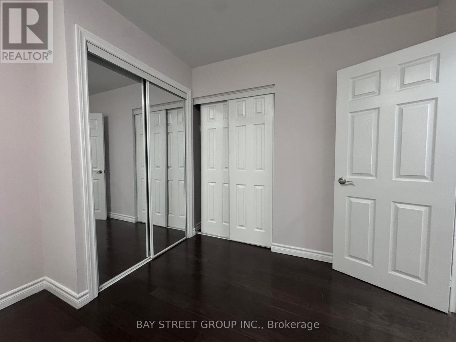 Main Floor #1 - 43 Sherwood Forest Drive, Markham, Ontario  L3P 1P5 - Photo 18 - N12445326