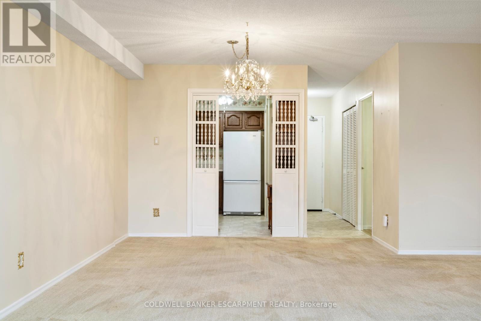 1005 - 81 Millside Drive, Milton, Ontario  L9T 3X4 - Photo 13 - W12473285