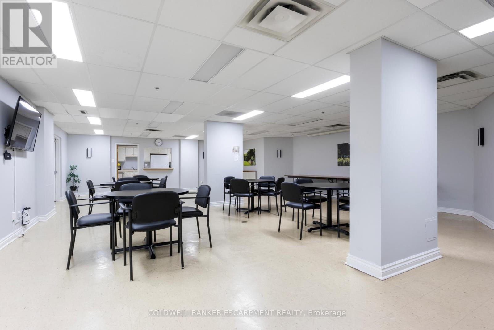 1005 - 81 Millside Drive, Milton, Ontario  L9T 3X4 - Photo 35 - W12473285