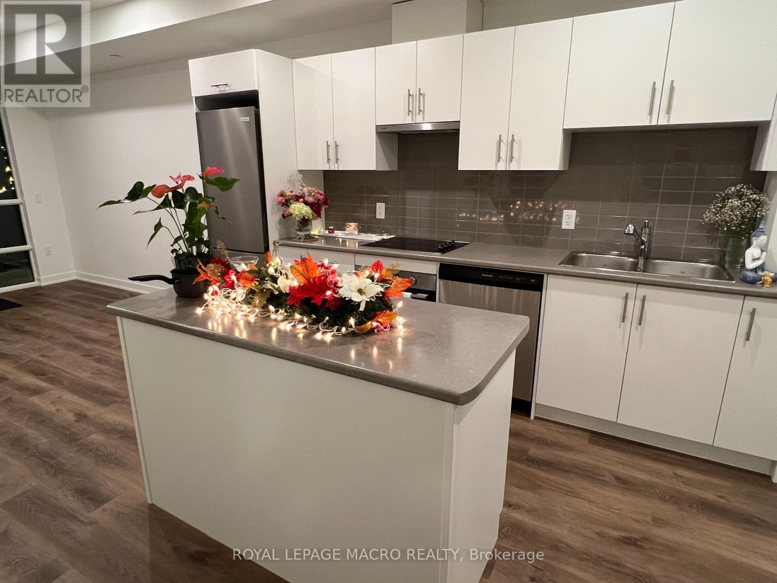 401 - 461 Green Road, Hamilton, Ontario  L8E 5B4 - Photo 5 - X12565806