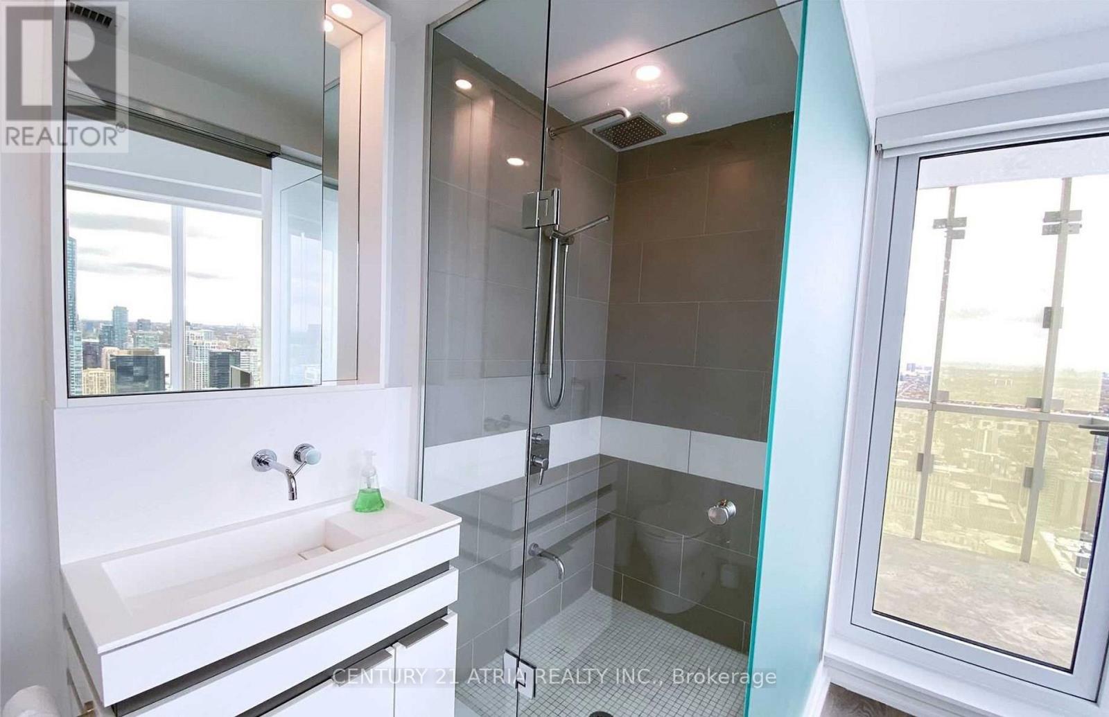 5512 - 197 Yonge Estates, Toronto, Ontario  M5B 0C1 - Photo 13 - C12567724