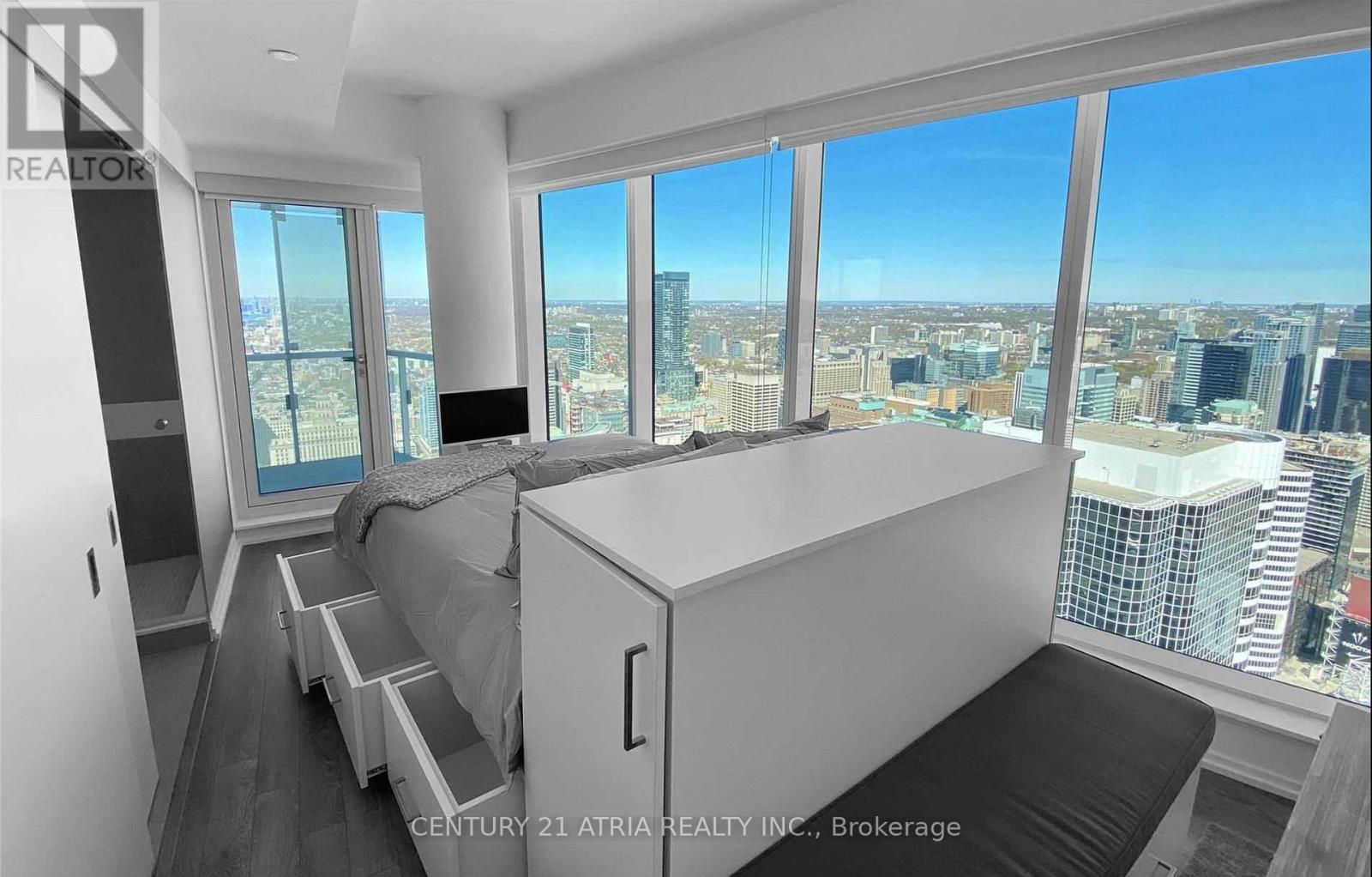 5512 - 197 Yonge Estates, Toronto, Ontario  M5B 0C1 - Photo 8 - C12567724