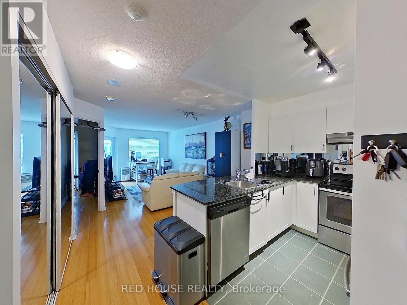 525 - 600 Queens Quay W, Toronto, Ontario  M5V 3M3 - Photo 16 - C12567772