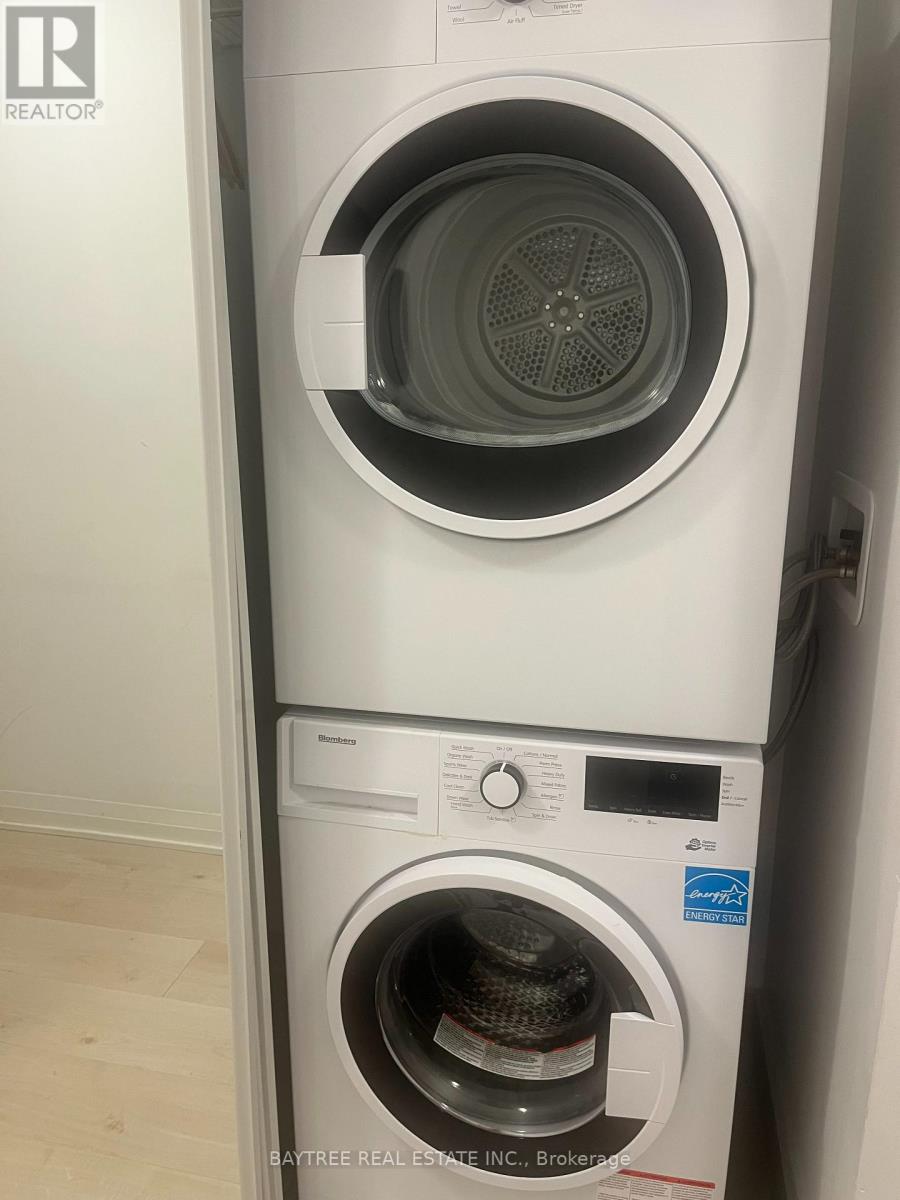 1307 - 99 Foxbar Road, Toronto, Ontario  M4V 0B2 - Photo 3 - C12567786