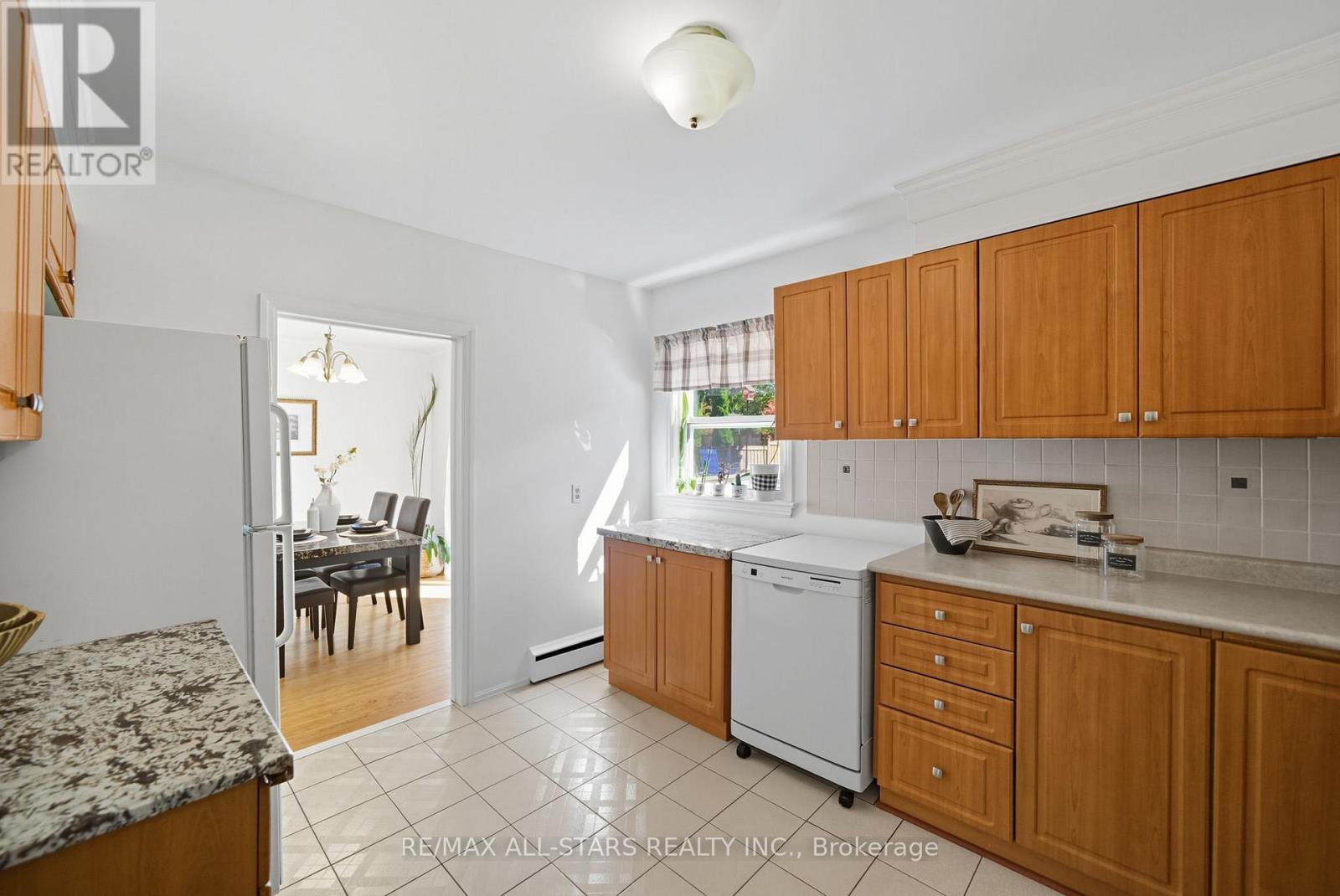 11 Chatterton Boulevard, Toronto, Ontario  M1M 2G3 - Photo 11 - E12567752