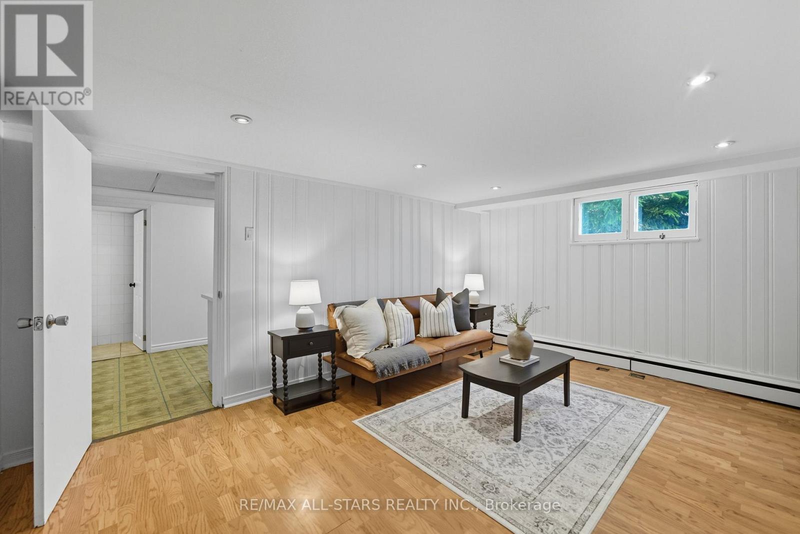 11 Chatterton Boulevard, Toronto, Ontario  M1M 2G3 - Photo 32 - E12567752