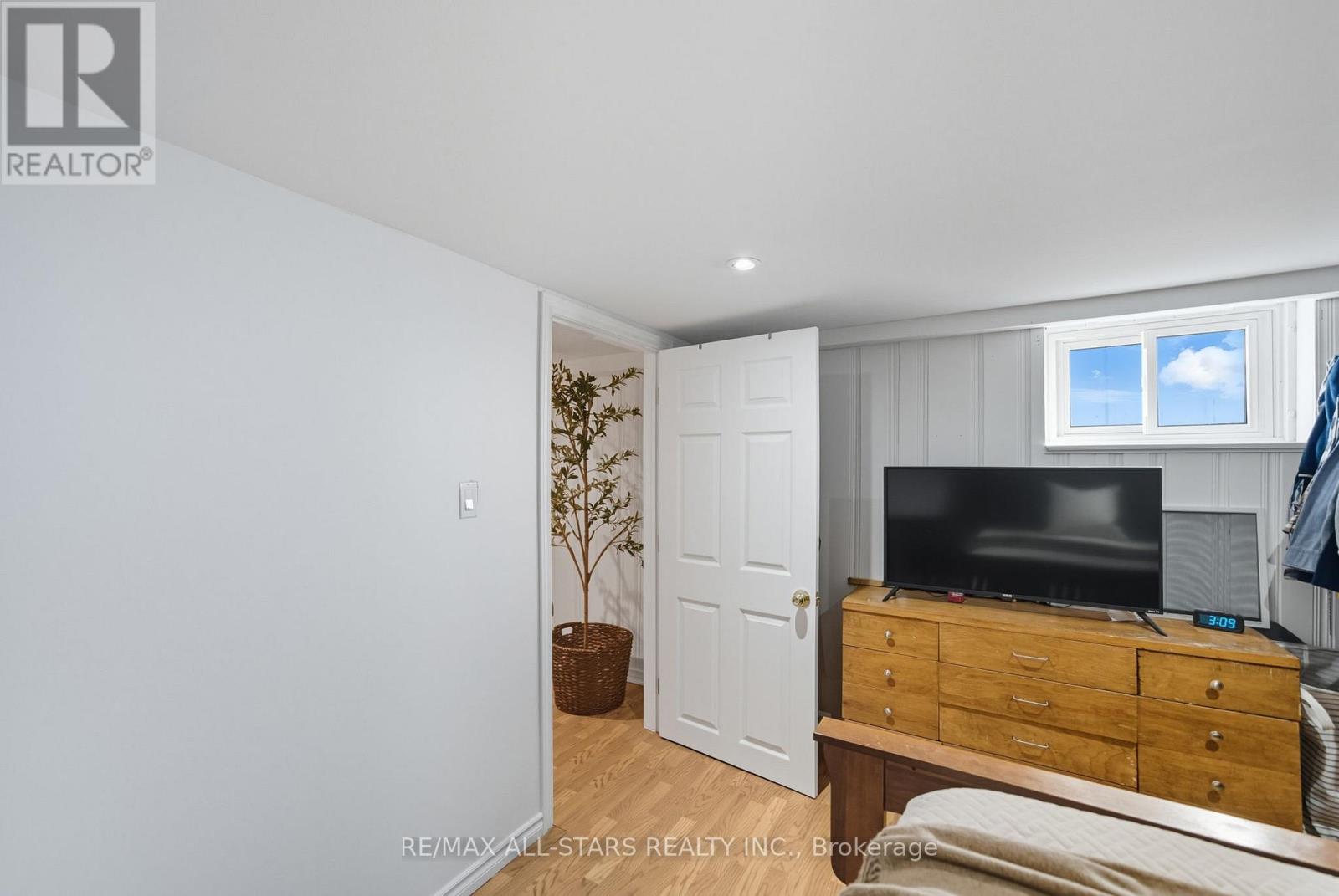 11 Chatterton Boulevard, Toronto, Ontario  M1M 2G3 - Photo 37 - E12567752