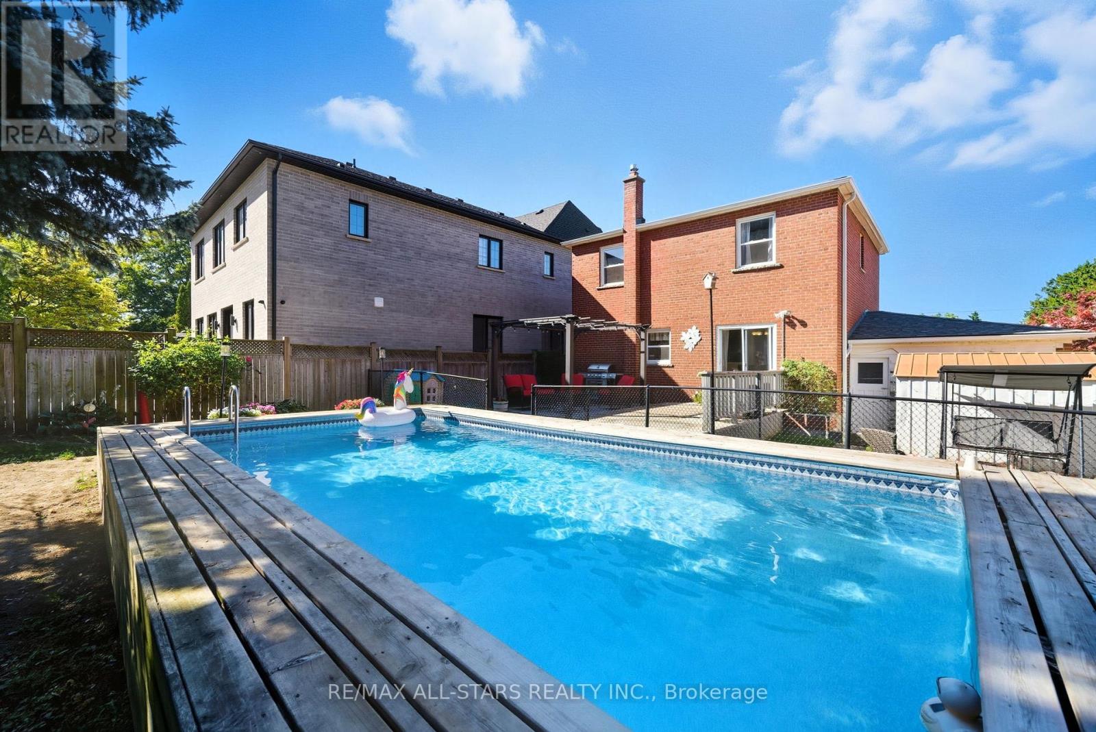 11 Chatterton Boulevard, Toronto, Ontario  M1M 2G3 - Photo 46 - E12567752