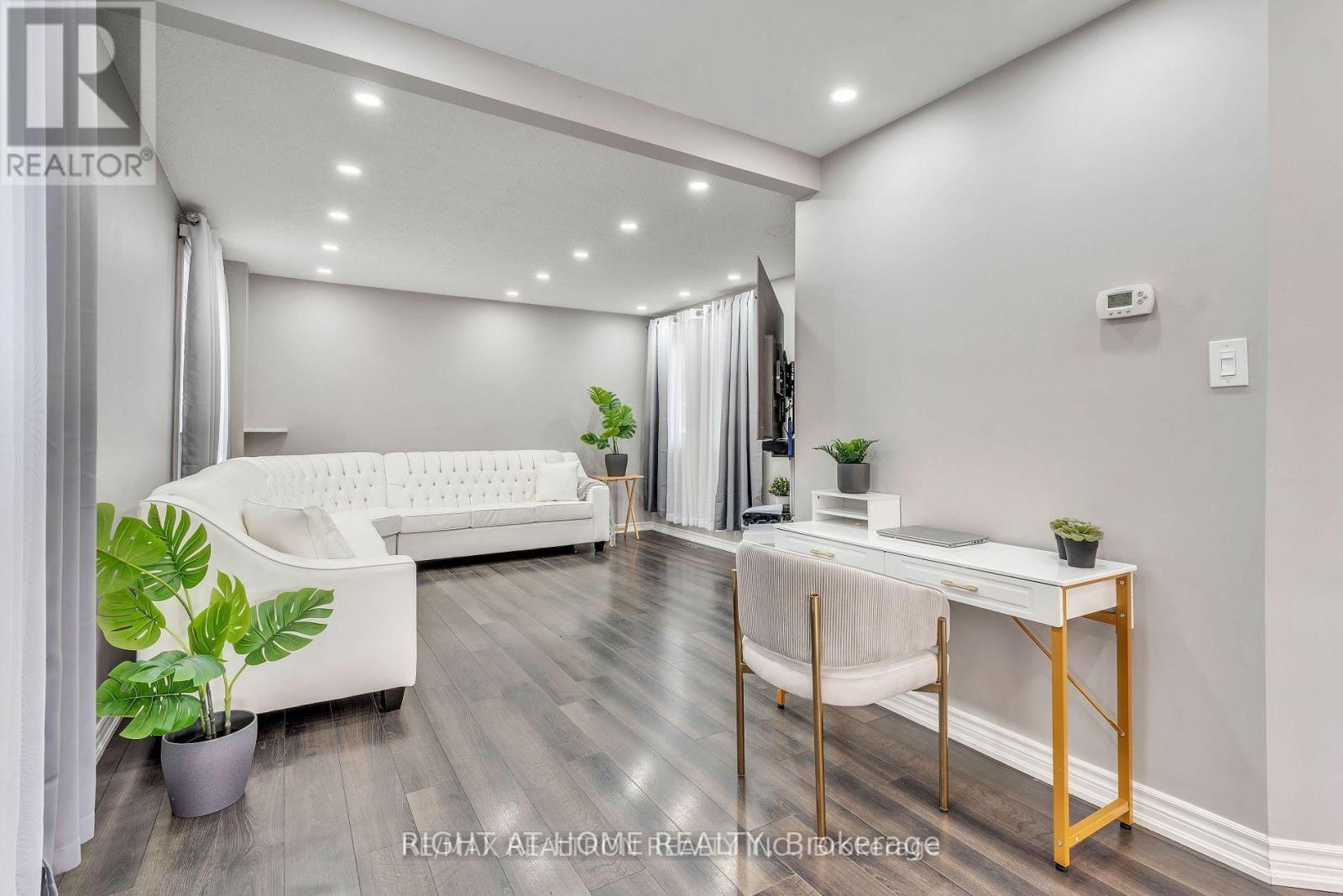 150 Sandringham Drive, Clarington, Ontario  L1E 2G6 - Photo 5 - E12567776