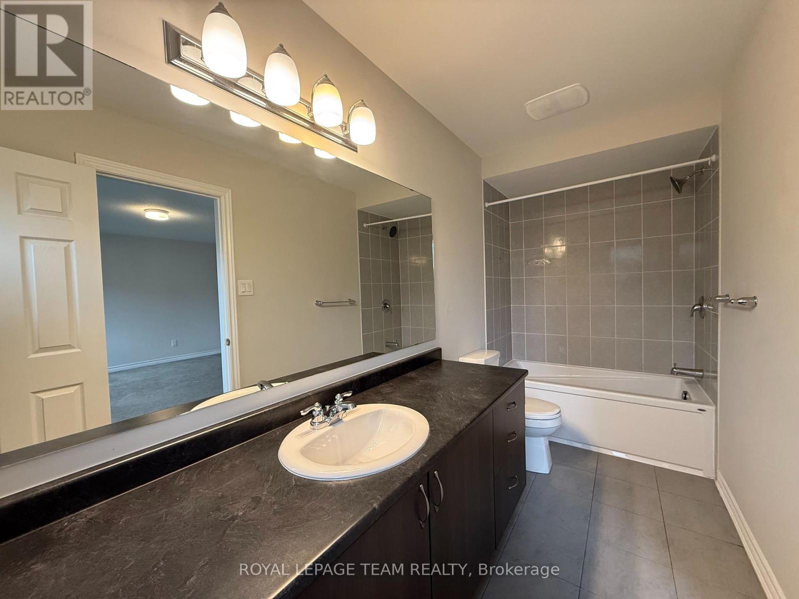 709 Megrez Way E, Ottawa, Ontario  K2J 6S9 - Photo 20 - X12500534