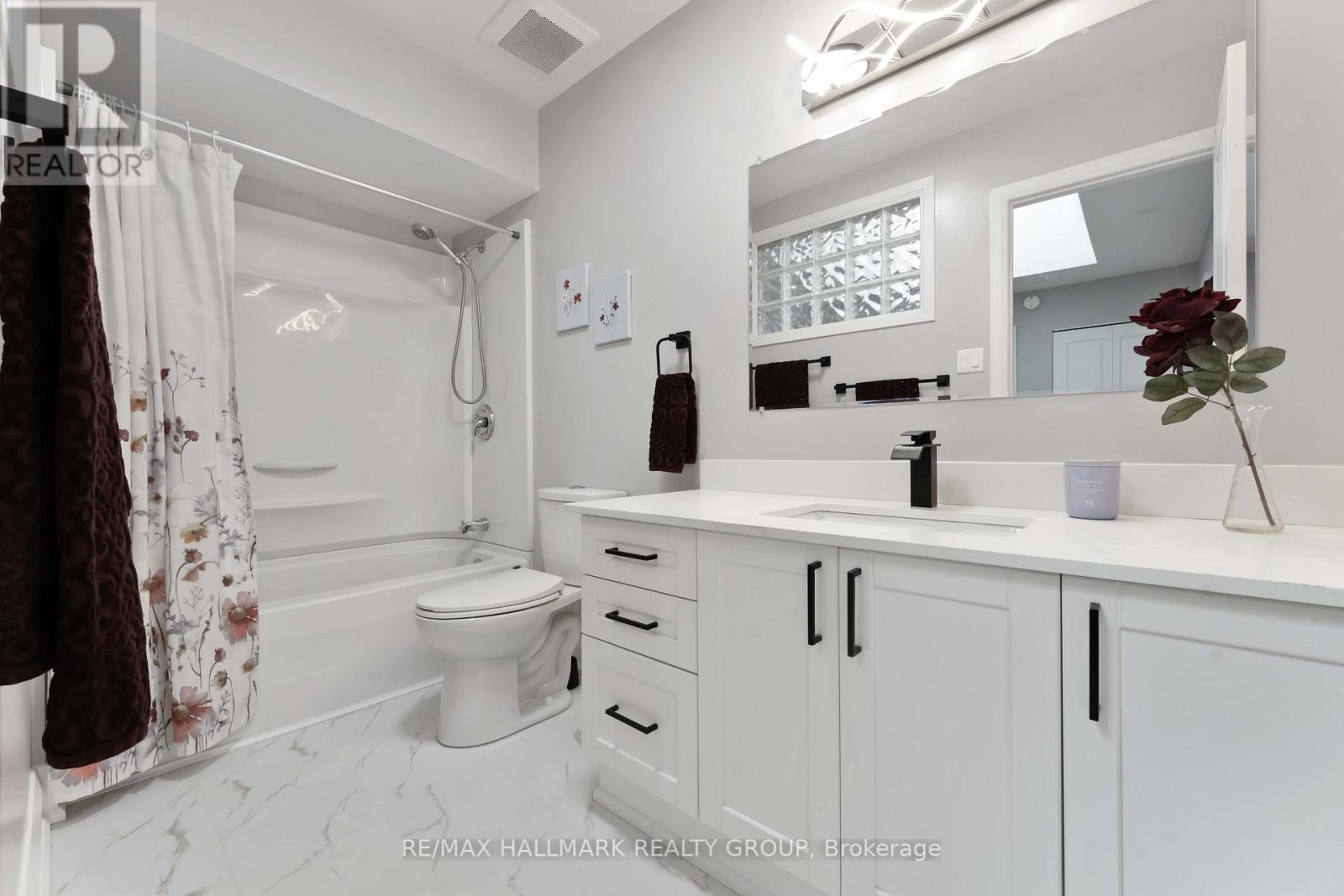 19 Kingsford Crescent, Ottawa, Ontario  K2K 1T5 - Photo 25 - X12563730