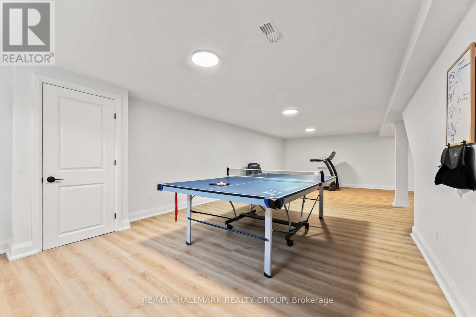 19 Kingsford Crescent, Ottawa, Ontario  K2K 1T5 - Photo 27 - X12563730