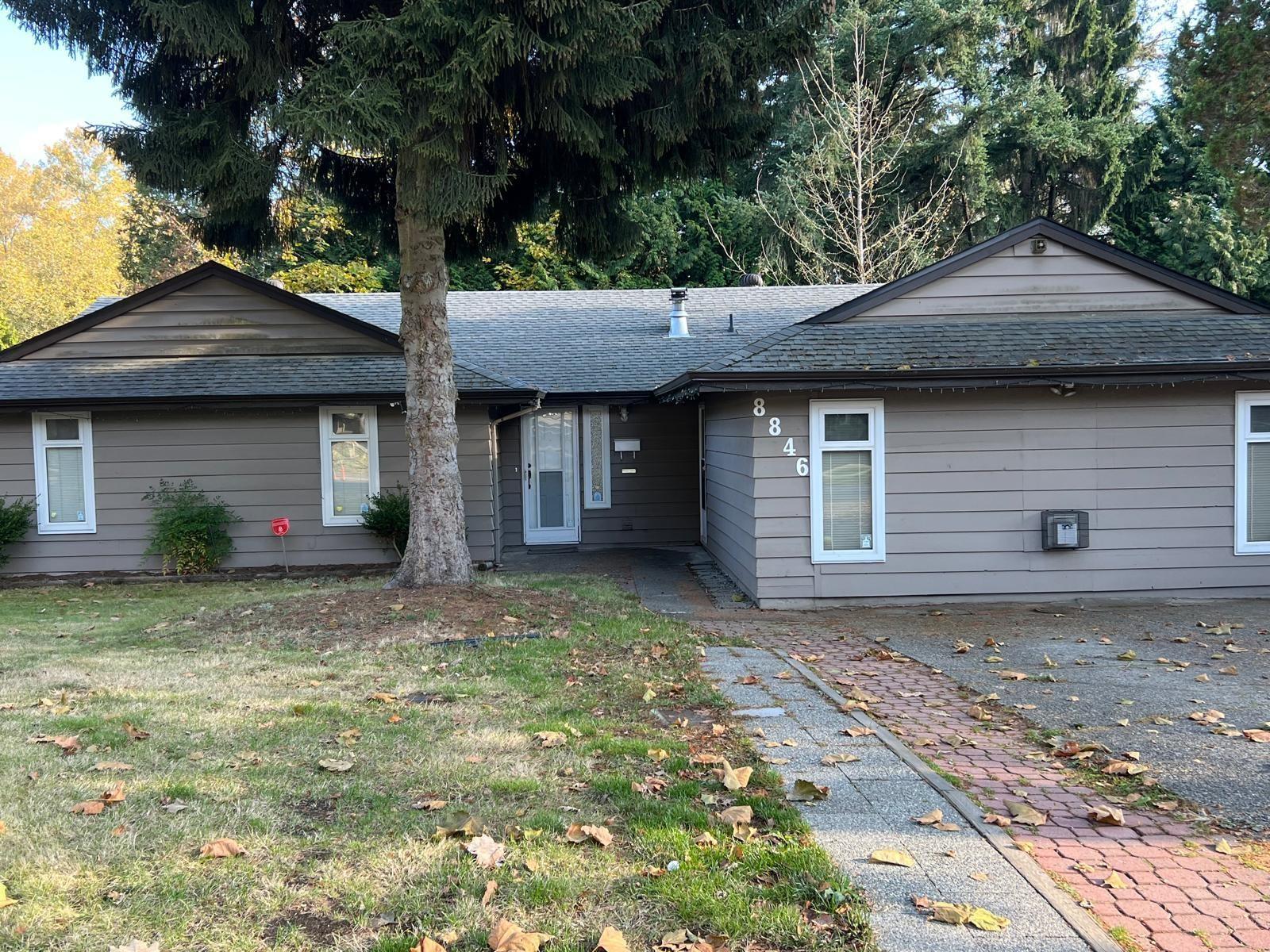 8846 Queen Mary Boulevard, Surrey, British Columbia  V3V 6X2 - Photo 2 - R3061439