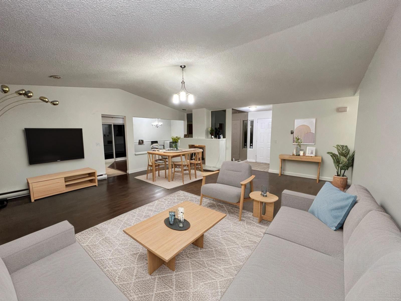 8846 Queen Mary Boulevard, Surrey, British Columbia  V3V 6X2 - Photo 3 - R3061439