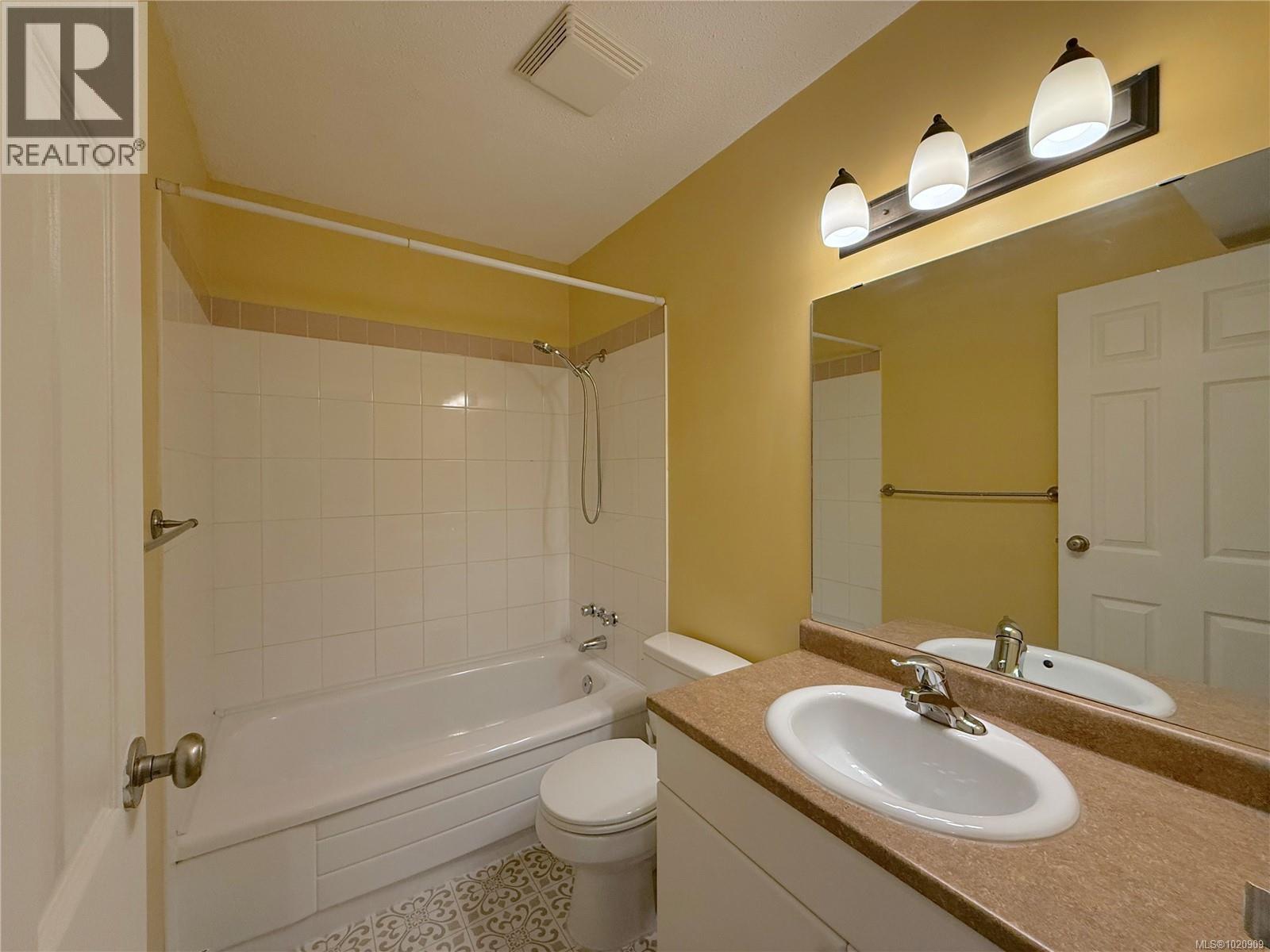 106 824 Island Hwy S, Campbell River, British Columbia  V9W 1A8 - Photo 13 - 1020909