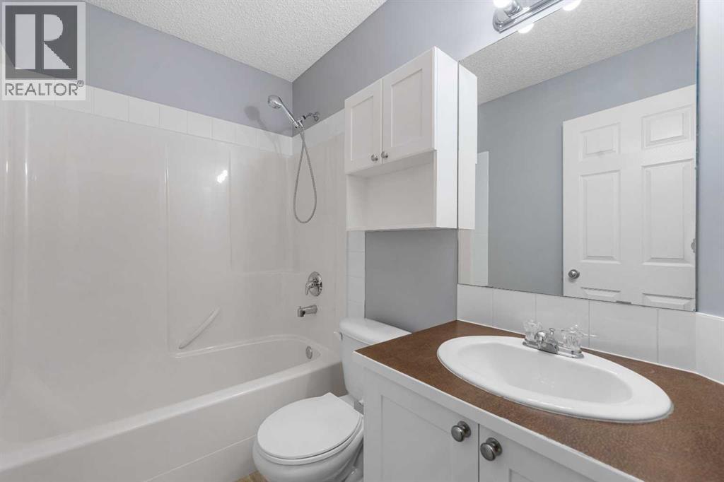 118 Copperfield Lane Se, Calgary, Alberta T2Z 4T3 - Photo 25 - A2271482