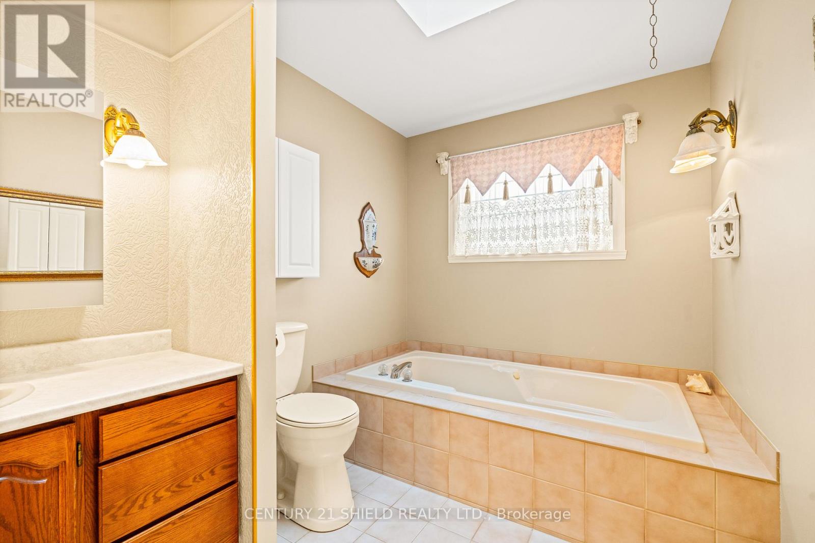 34 Wellington Street E, Cornwall, Ontario  K6H 6E5 - Photo 29 - X12567868