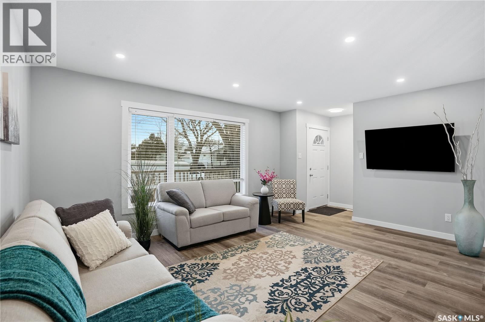 1612 Rothwell Street, Regina, Saskatchewan  S4N 2B8 - Photo 6 - SK024518