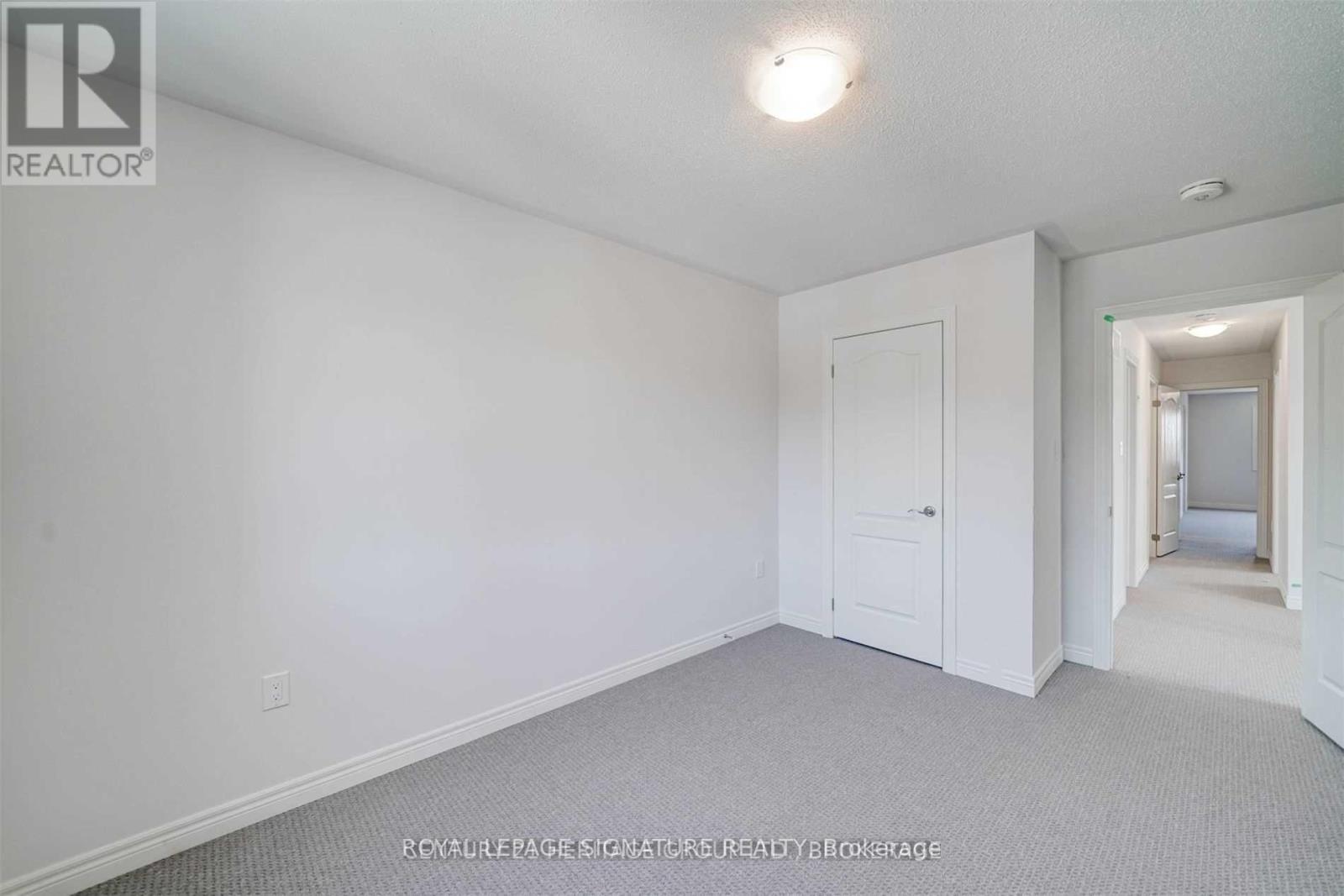 5 Frederick Taylor Way, East Gwillimbury, Ontario  L0G 1M0 - Photo 18 - N12566282