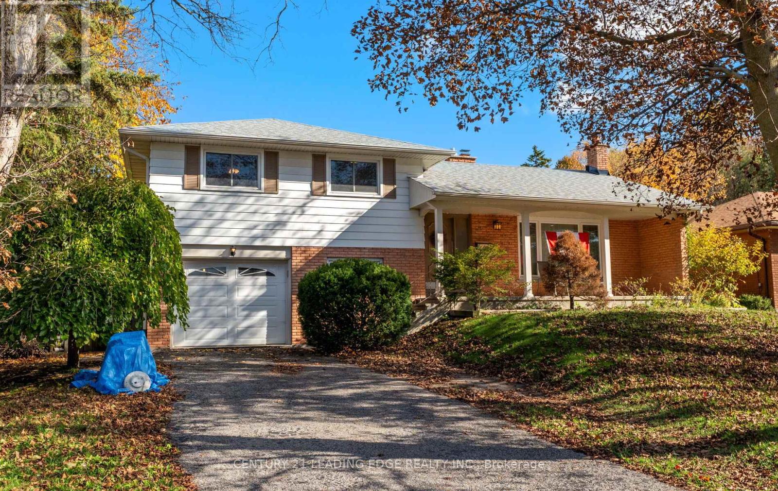 45 BAYVIEW DRIVE, Barrie, Ontario