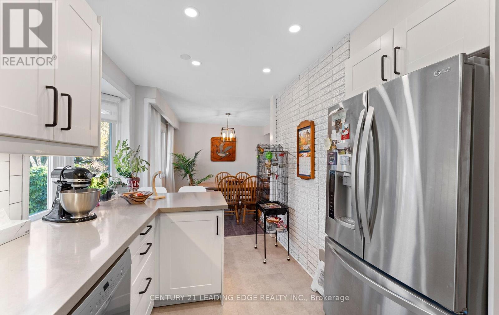 45 Bayview Drive, Barrie, Ontario  L4N 3N8 - Photo 16 - S12545480