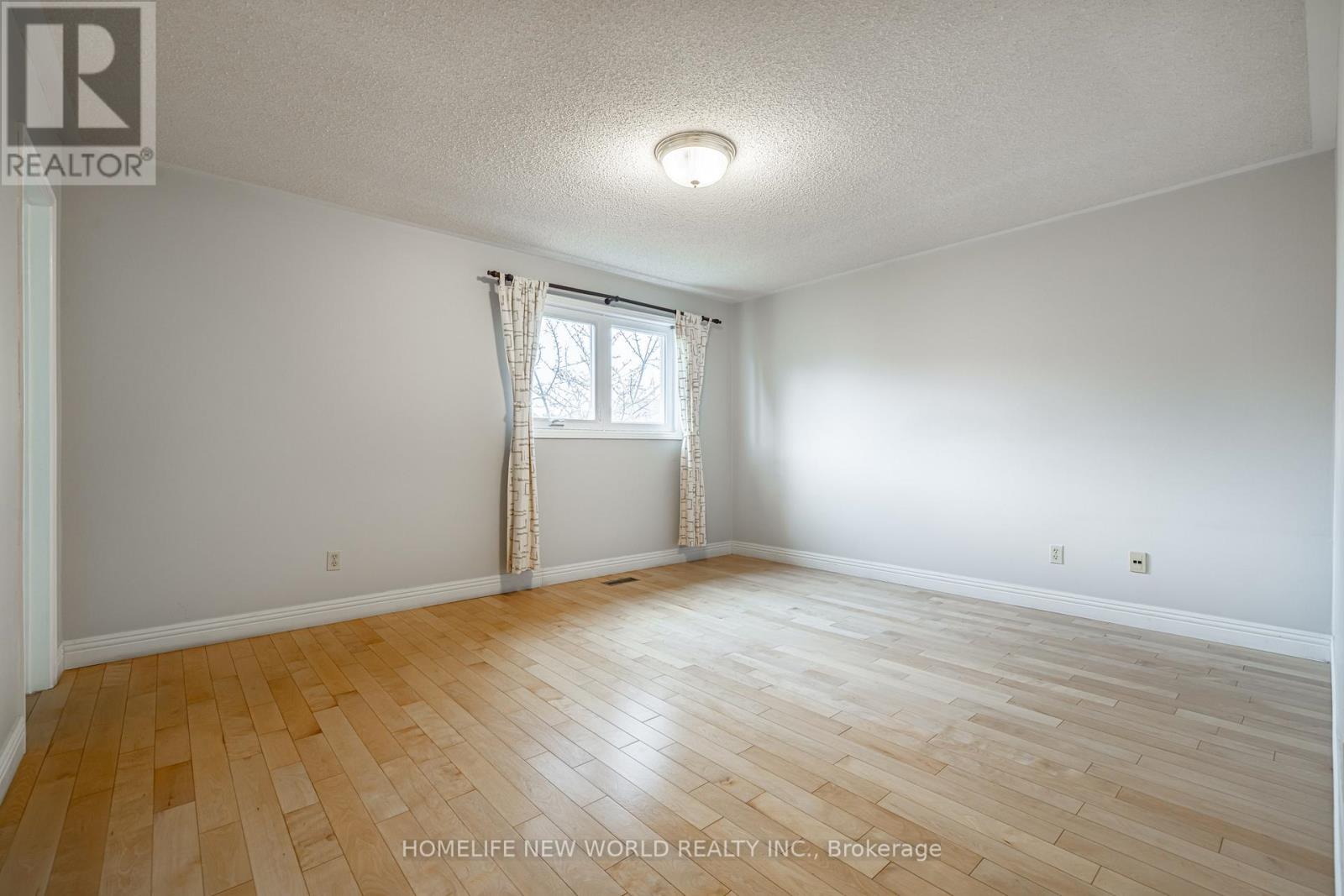 5715 Bell Harbour Drive, Mississauga, Ontario  L5M 5L1 - Photo 14 - W12567718