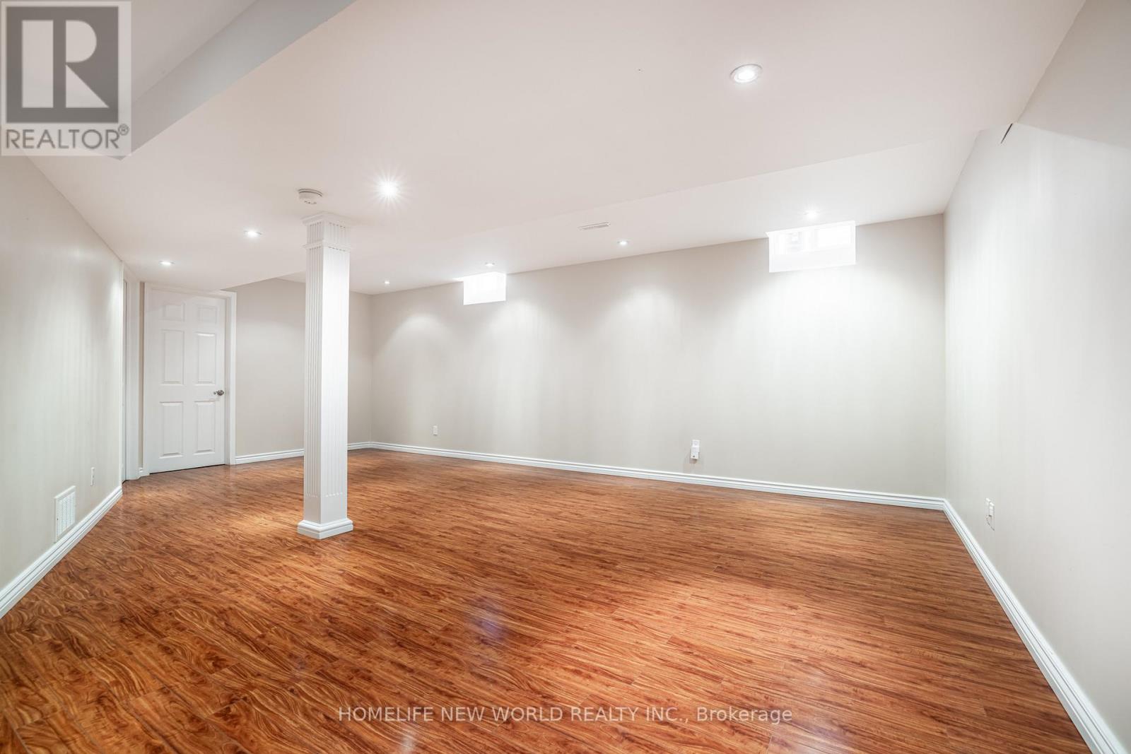 5715 Bell Harbour Drive, Mississauga, Ontario  L5M 5L1 - Photo 24 - W12567718