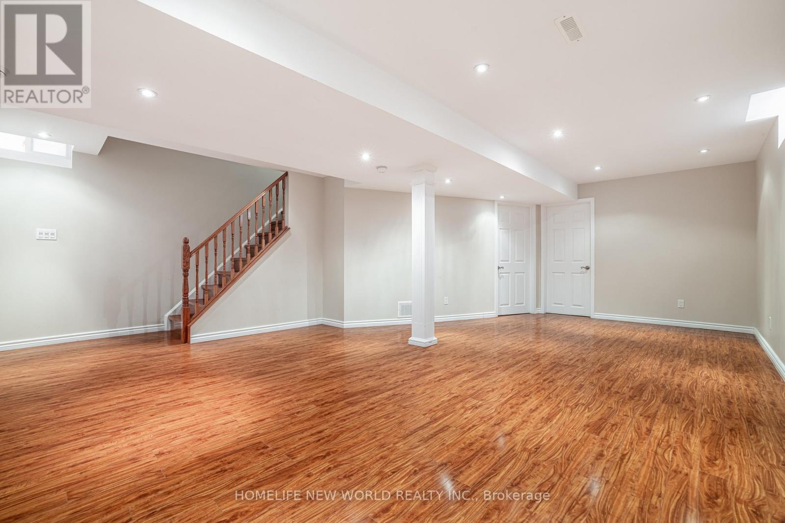 5715 Bell Harbour Drive, Mississauga, Ontario  L5M 5L1 - Photo 25 - W12567718