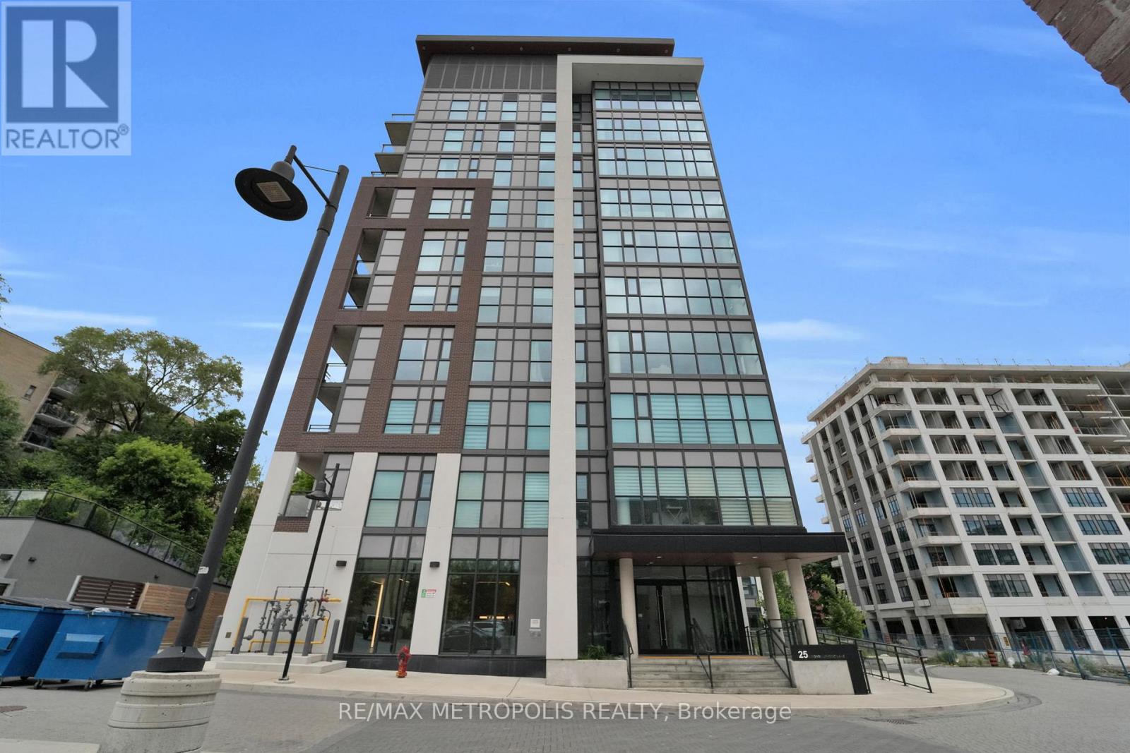 602 - 25 NEIGHBOURHOOD LANE, Toronto, Ontario