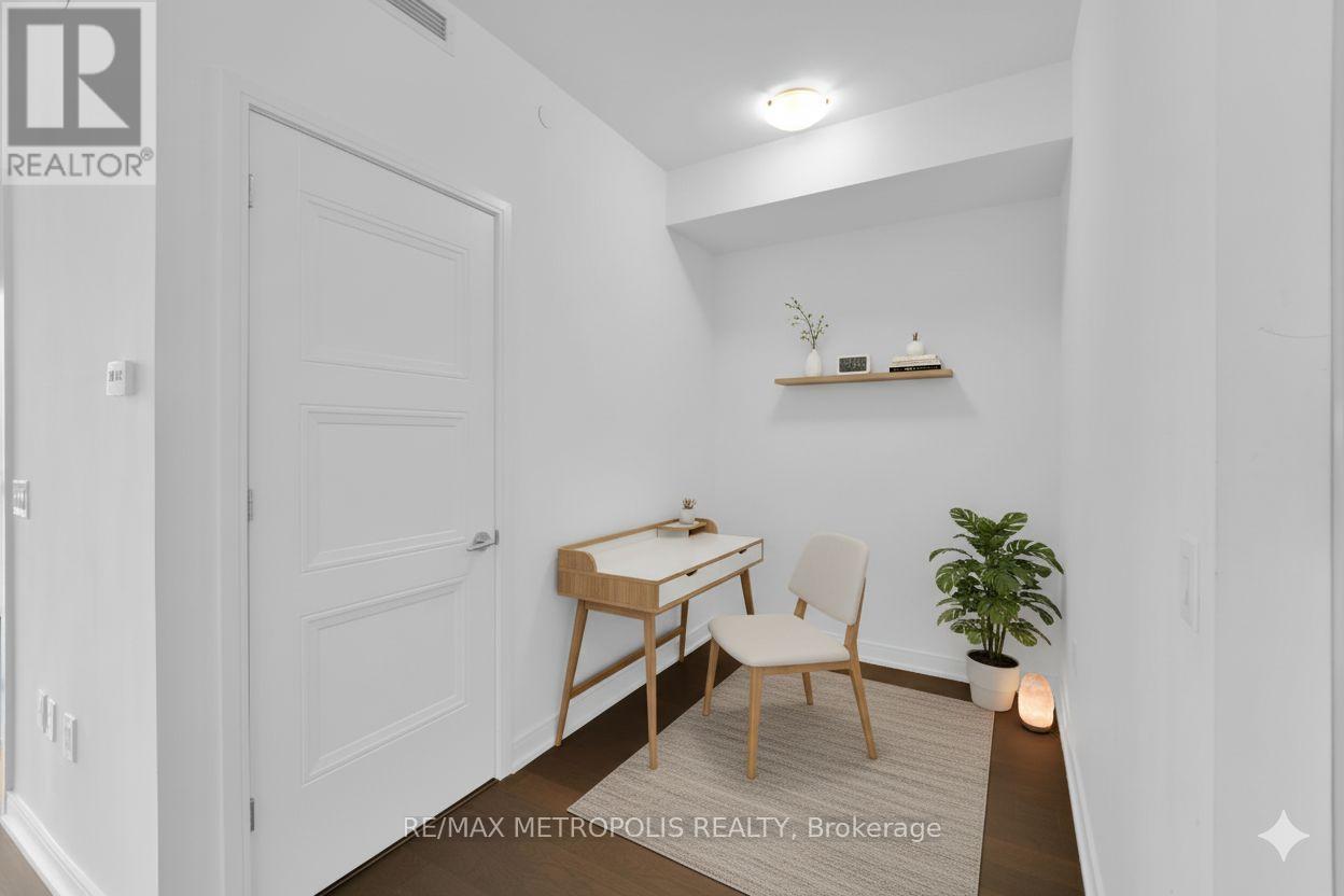 602 - 25 Neighbourhood Lane, Toronto, Ontario  M8Y 0C3 - Photo 8 - W12567726