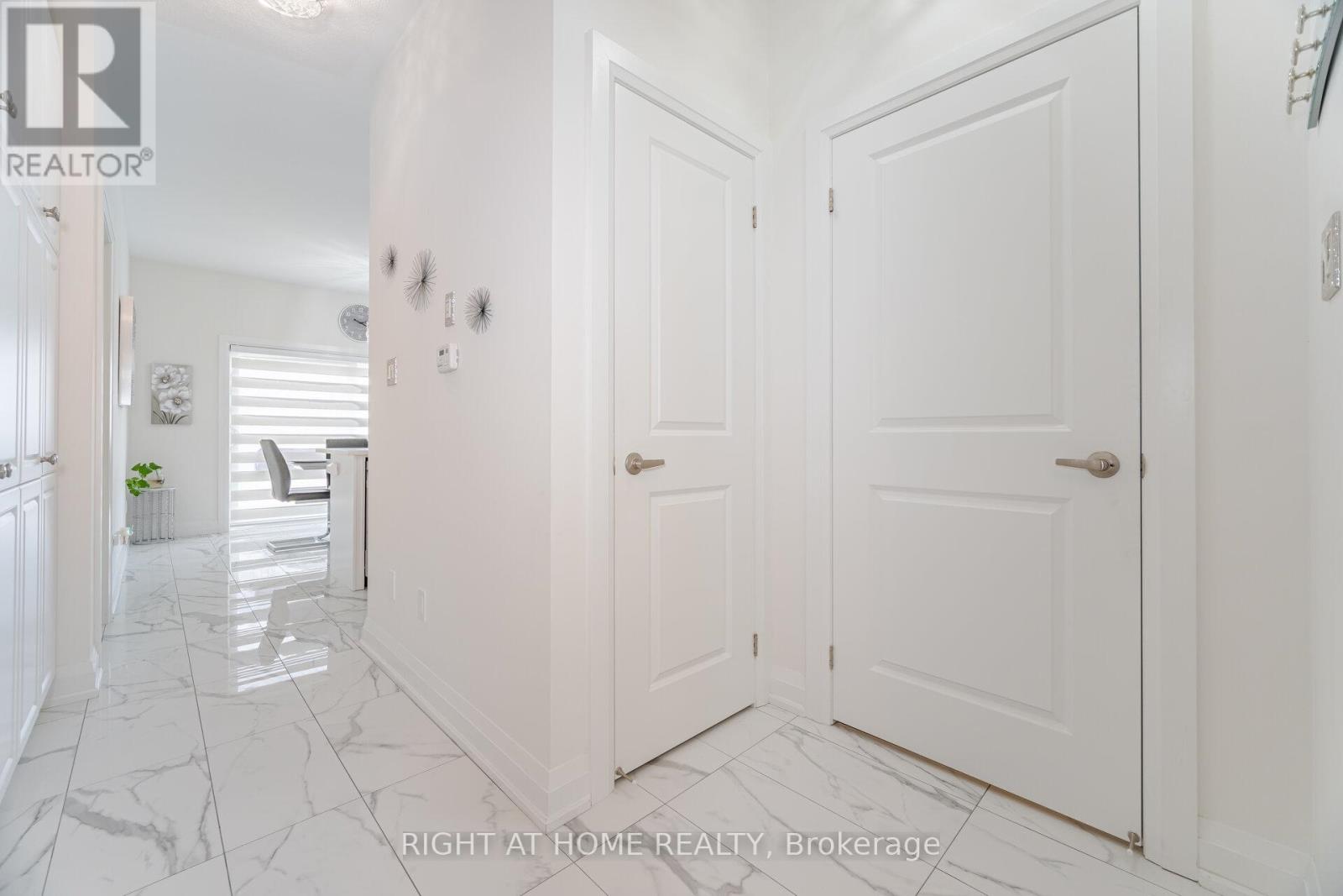 81 Muzzo Drive, Brampton, Ontario  L6R 3Y4 - Photo 18 - W12567730