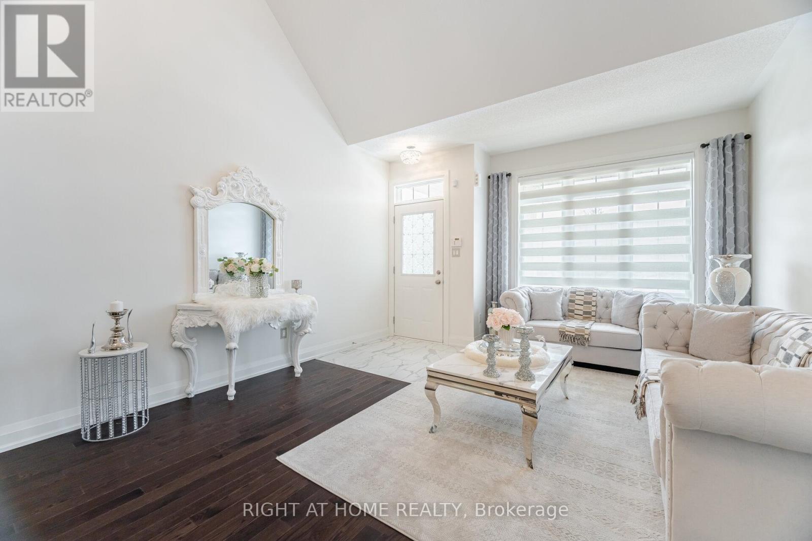 81 Muzzo Drive, Brampton, Ontario  L6R 3Y4 - Photo 9 - W12567730