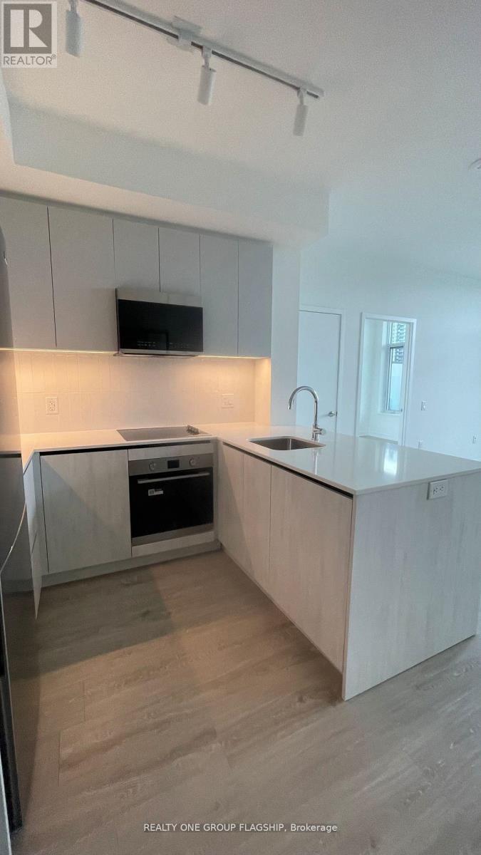 401 - 2485 Eglinton Avenue W, Mississauga, Ontario  L5M 2V8 - Photo 10 - W12567748