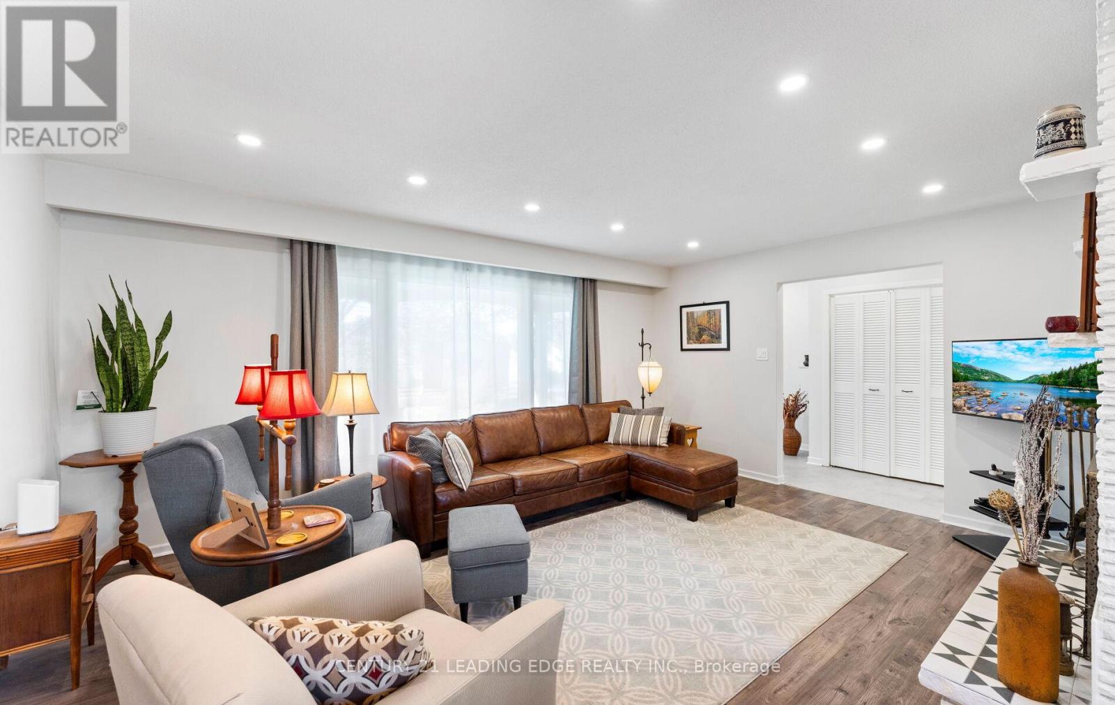 45 Bayview Drive, Barrie, Ontario  L4N 3N8 - Photo 8 - S12545480