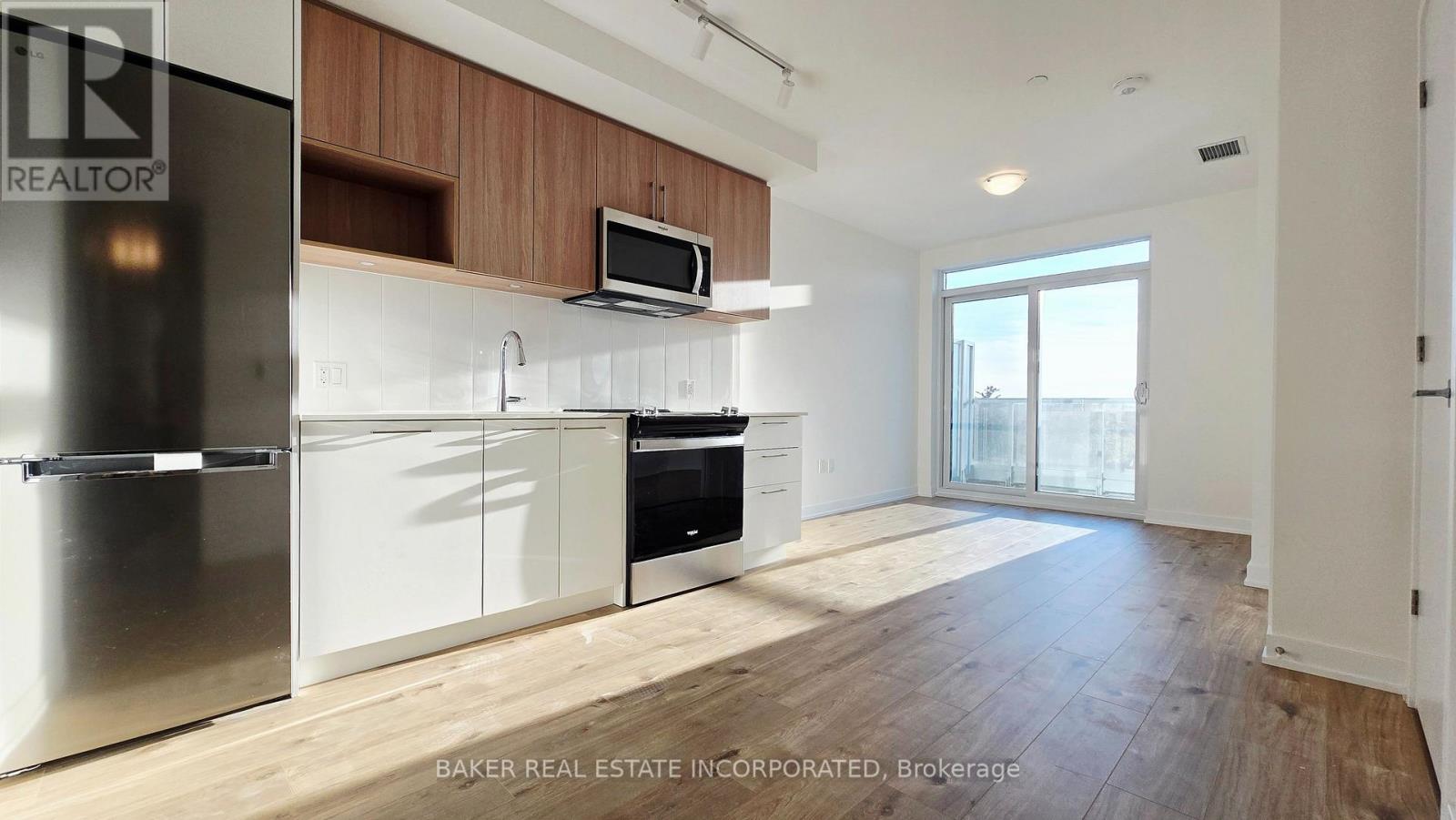 622 - 500 Plains Road E, Burlington, Ontario  L7T 2E1 - Photo 5 - W12546296