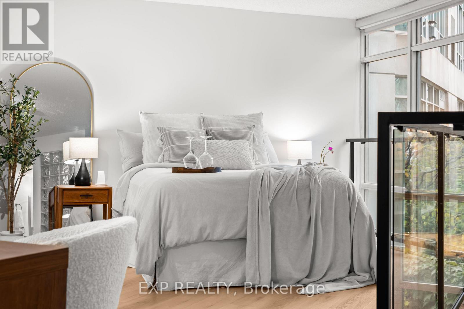 501 - 250 Manitoba Street, Toronto, Ontario  M8Y 4G8 - Photo 35 - W12557528