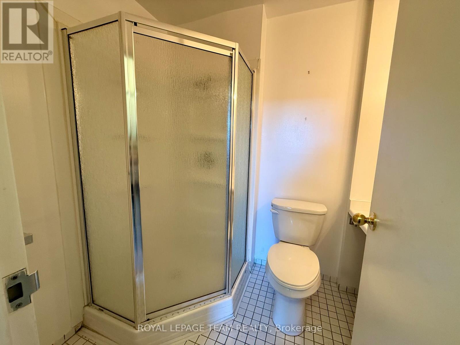 102 - 2760 Carousel Crescent, Ottawa, Ontario  K1T 2N4 - Photo 14 - X12516268