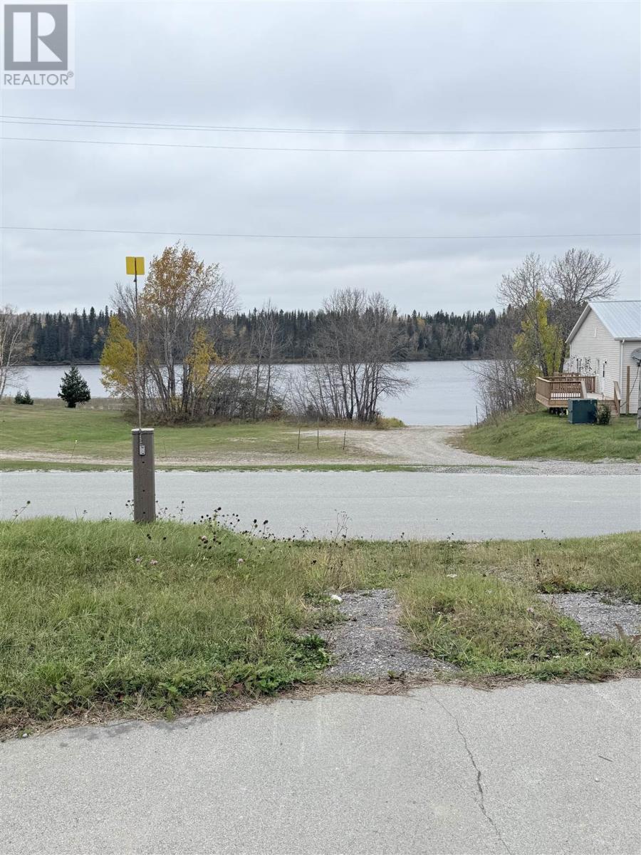 6 Rue Des Pins, Dubreuilville, Ontario  P0S 1G0 - Photo 15 - SM253019