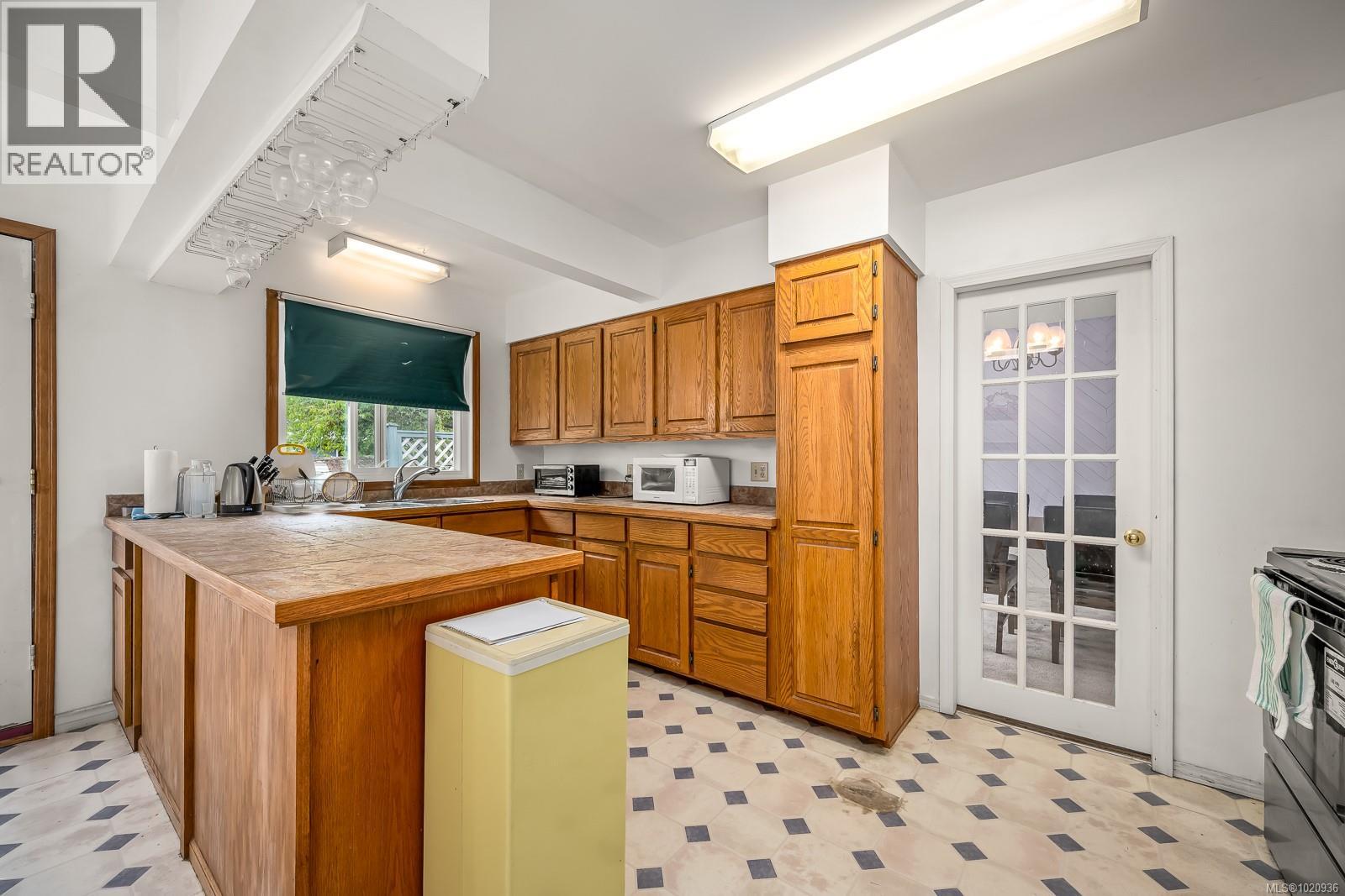 1608 Mclauchlin Ave, Courtenay, British Columbia  B9N 3V8 - Photo 9 - 1020936