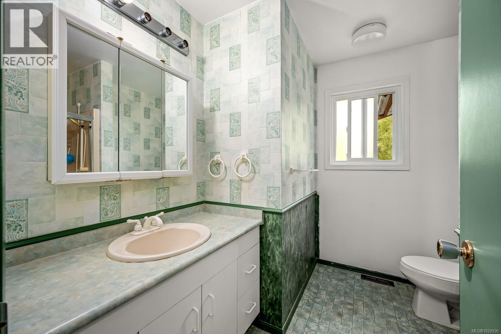 1608 Mclauchlin Ave, Courtenay, British Columbia  B9N 3V8 - Photo 21 - 1020936