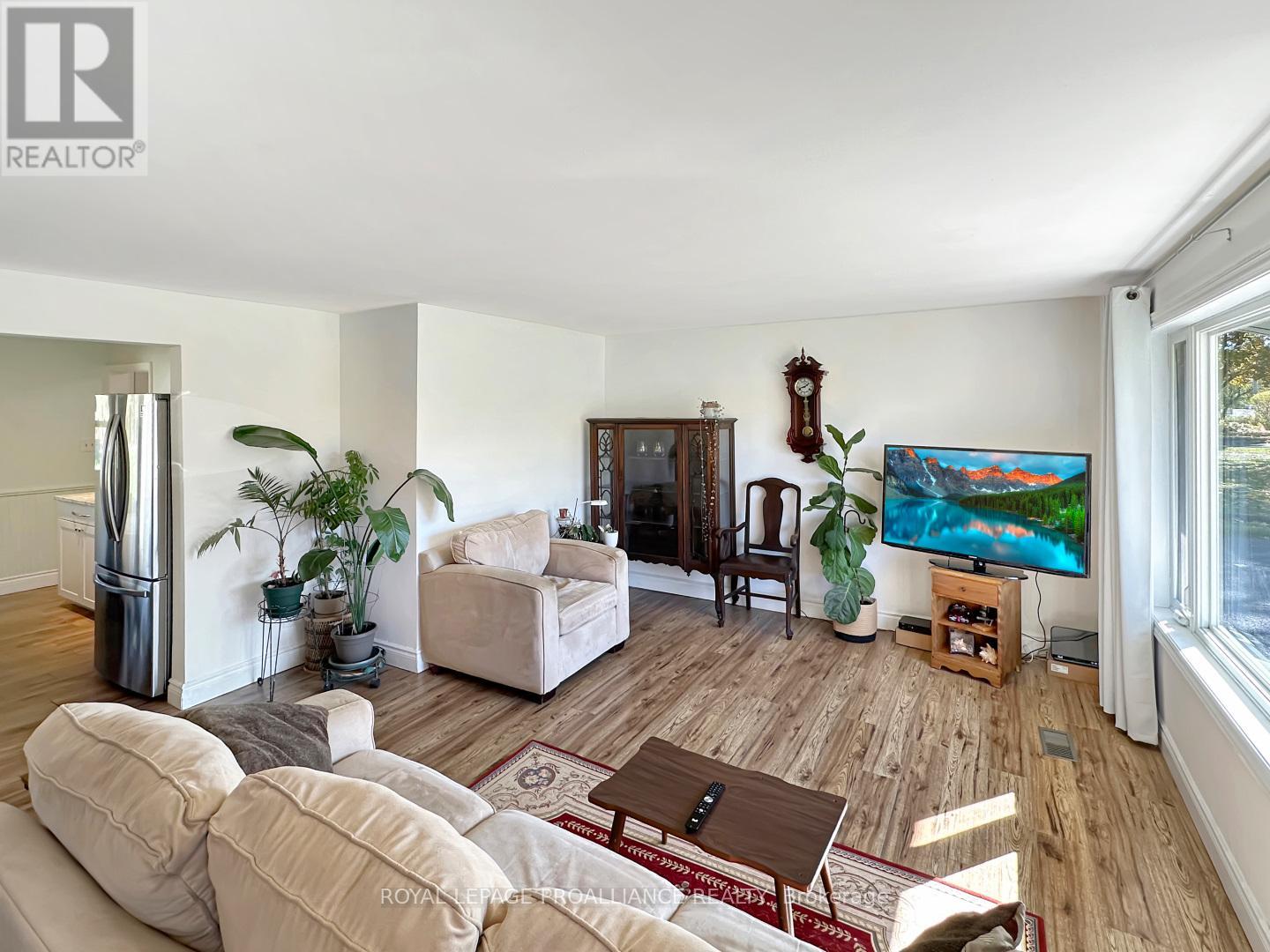 40 Ashley Street, Belleville, Ontario  K0K 2B0 - Photo 5 - X12567828