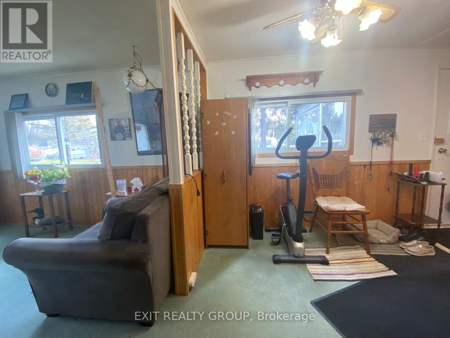 173 - 63 Whites Road, Quinte West, Ontario  K9V 5P5 - Photo 14 - X12567920