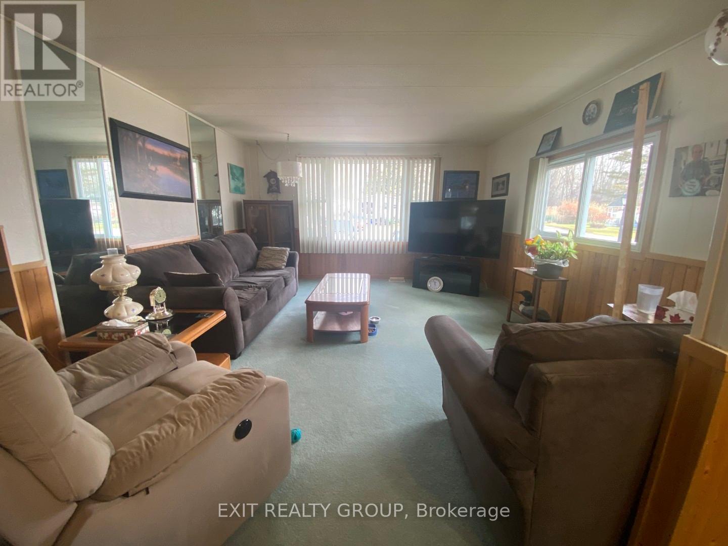 173 - 63 Whites Road, Quinte West, Ontario  K9V 5P5 - Photo 15 - X12567920