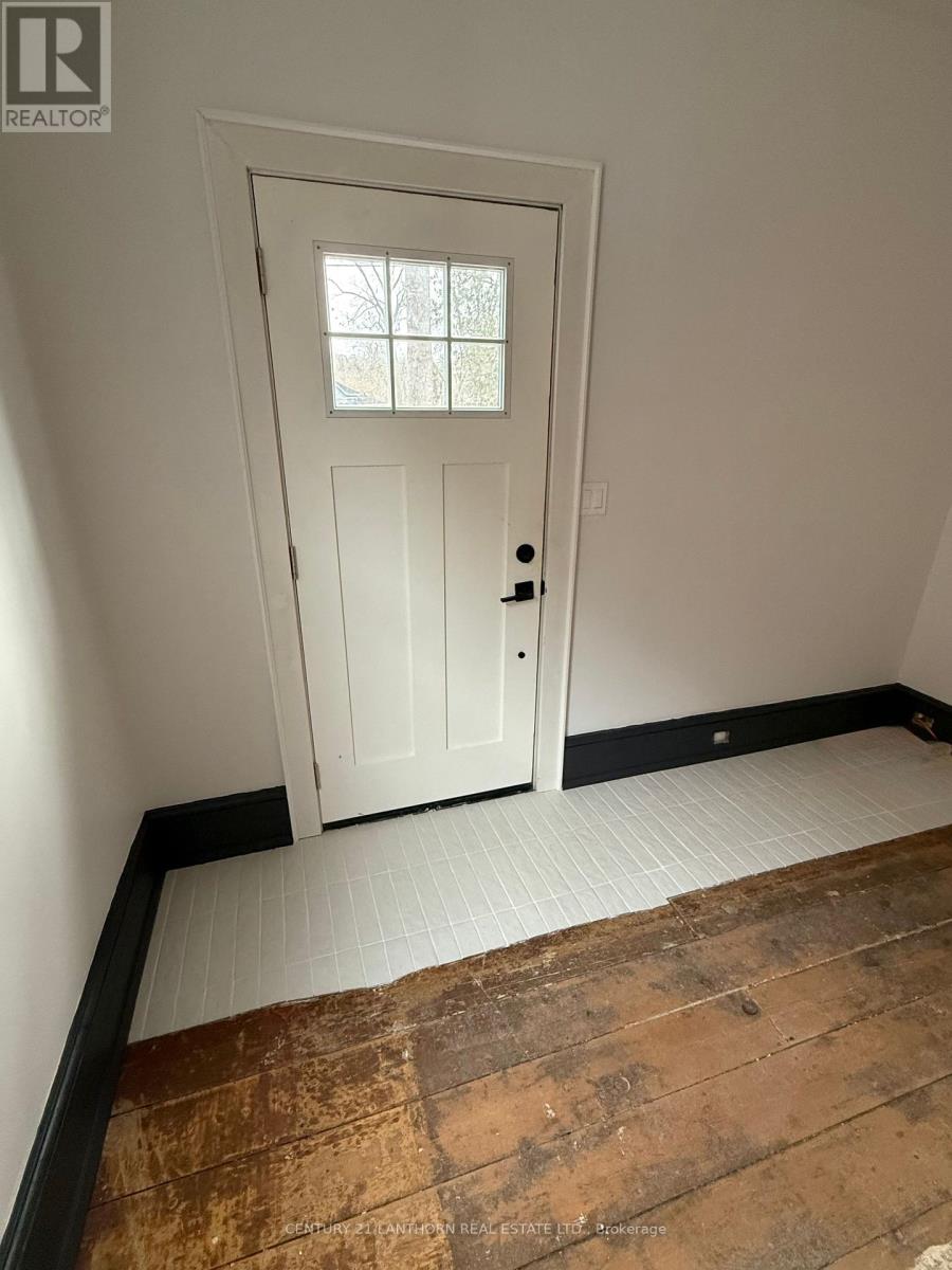 44 Mary Street, Prince Edward County, Ontario  K0K 2T0 - Photo 4 - X12567962