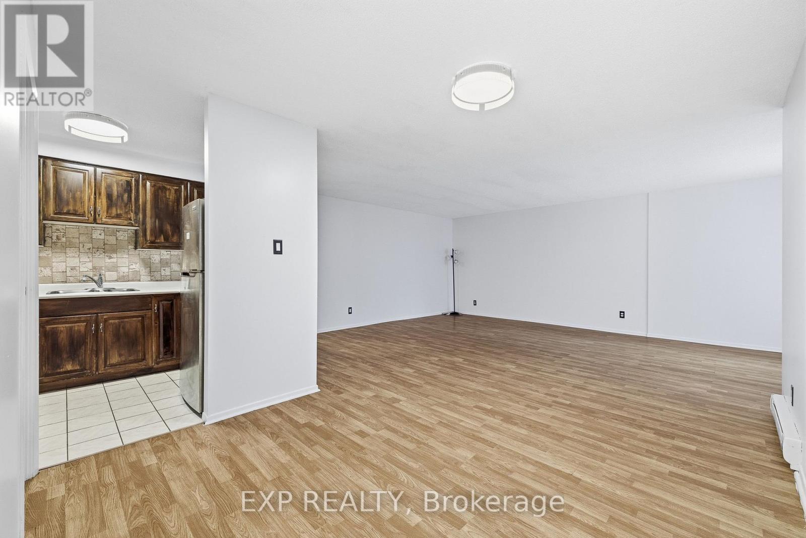 103 - 10 Ajax Street, Guelph, Ontario  N1H 7N6 - Photo 3 - X12567764