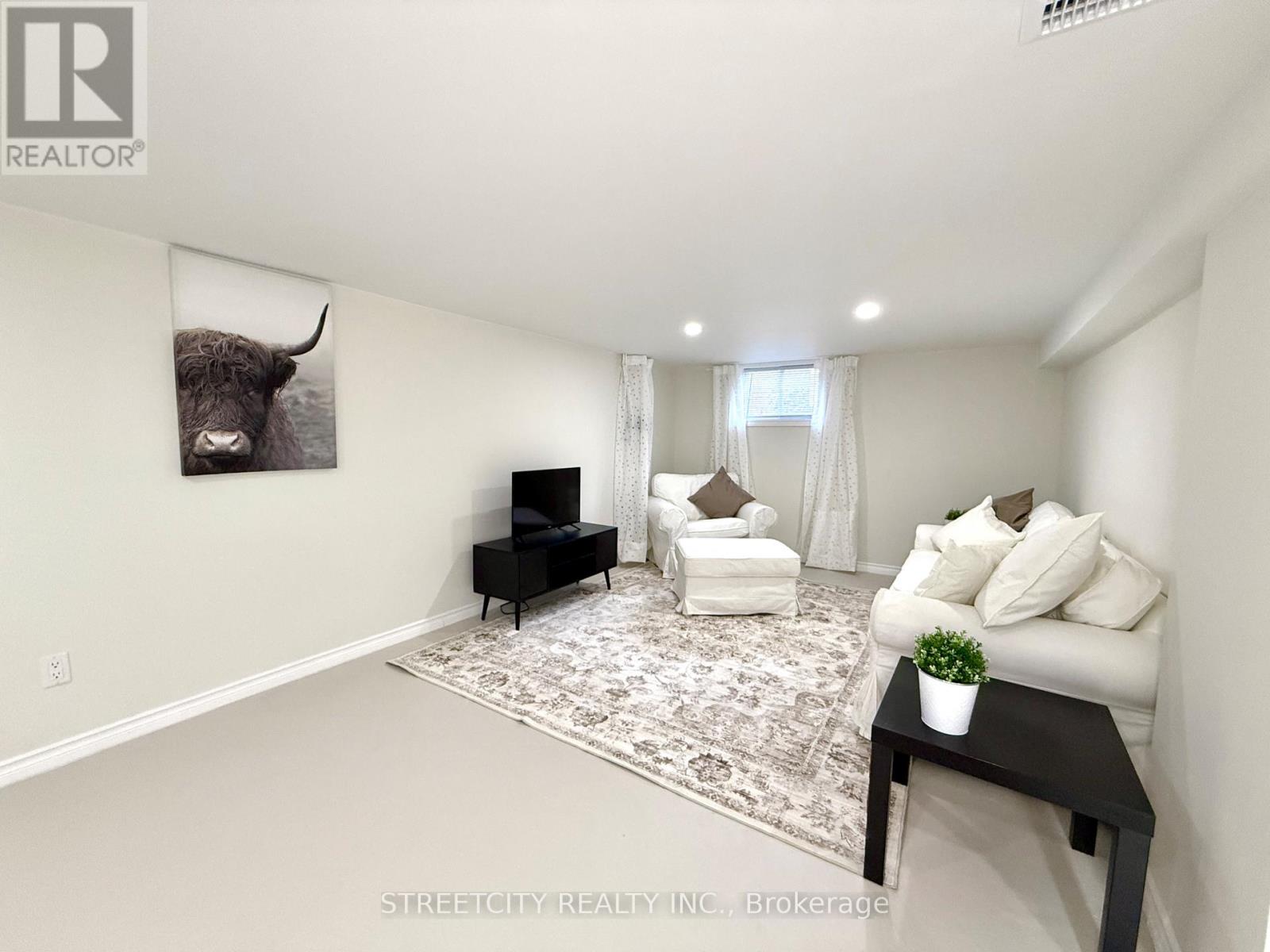 914 Hagle Street, Sarnia, Ontario  N7V 4A7 - Photo 12 - X12567908